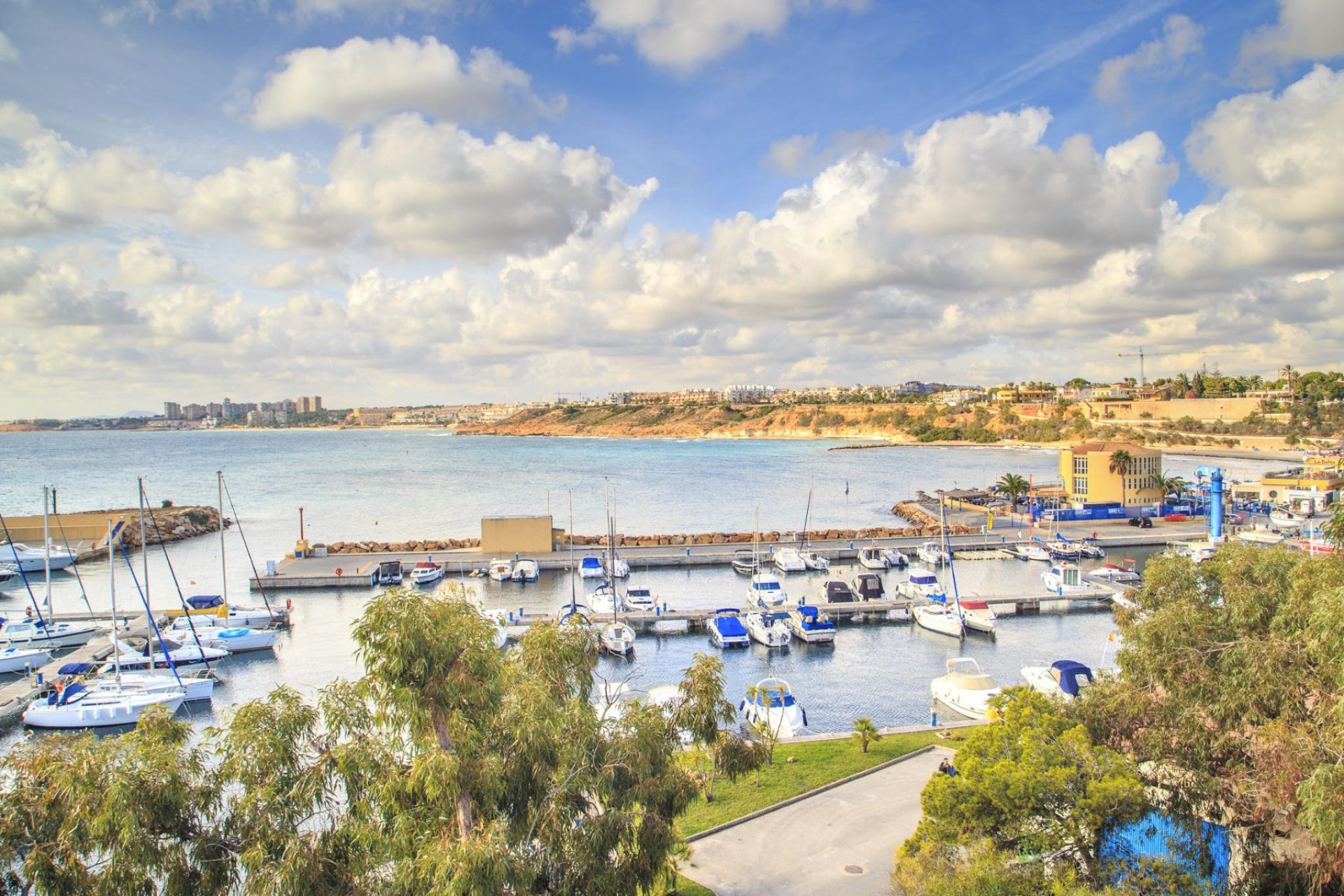 Resale - Quad House -
Cabo Roig - La Regia