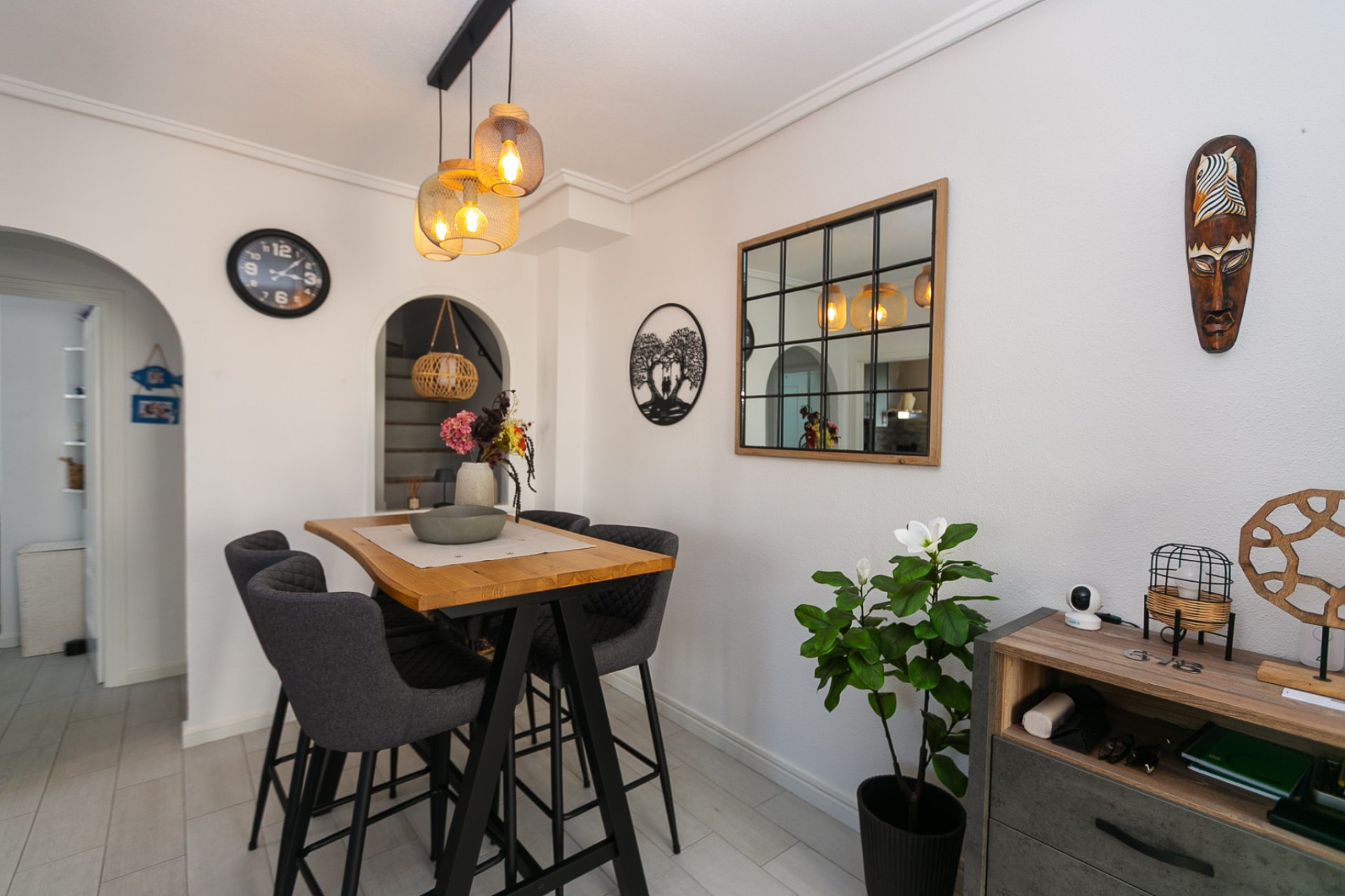 Resale - Quad House -
Los Altos