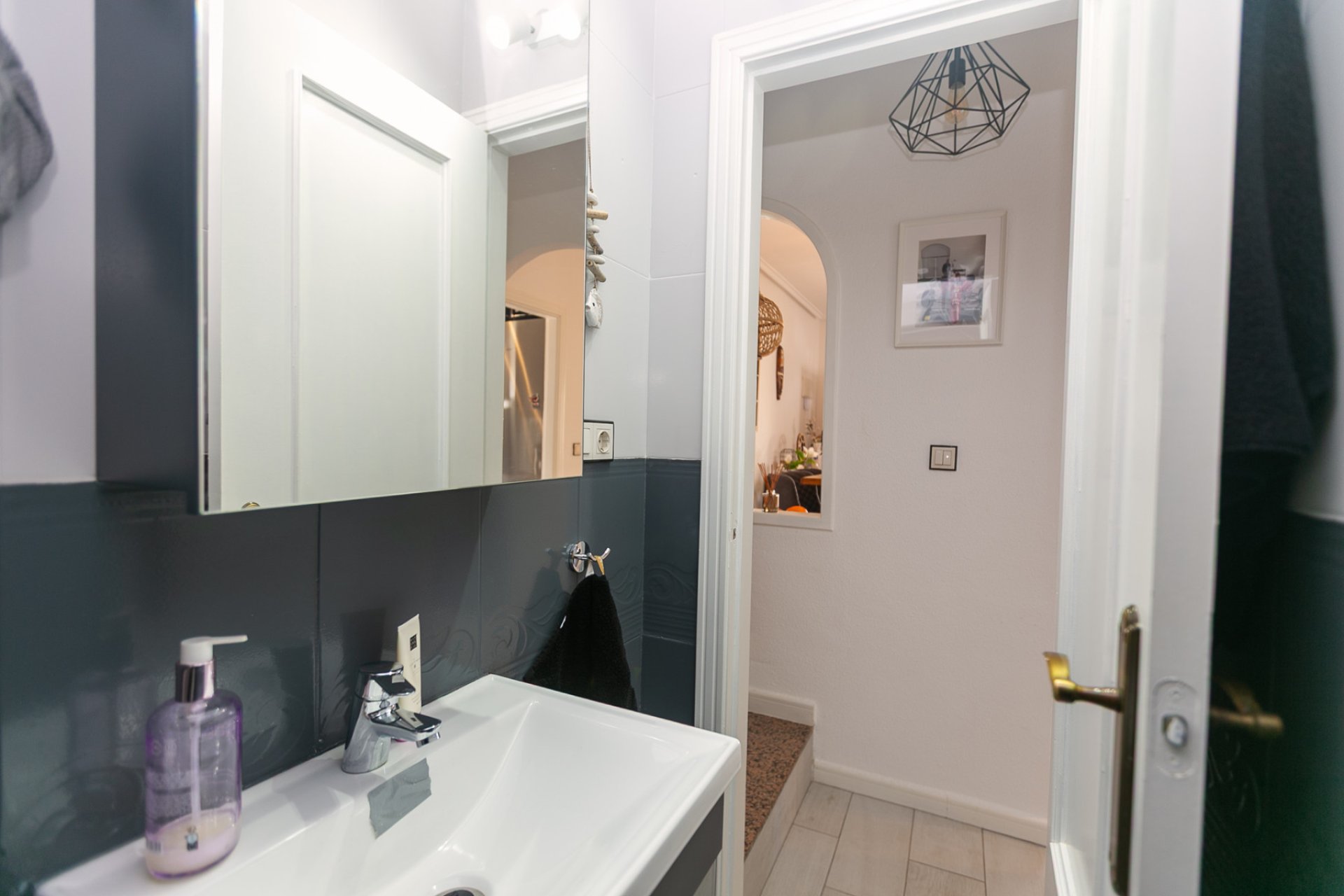 Resale - Quad House -
Los Altos