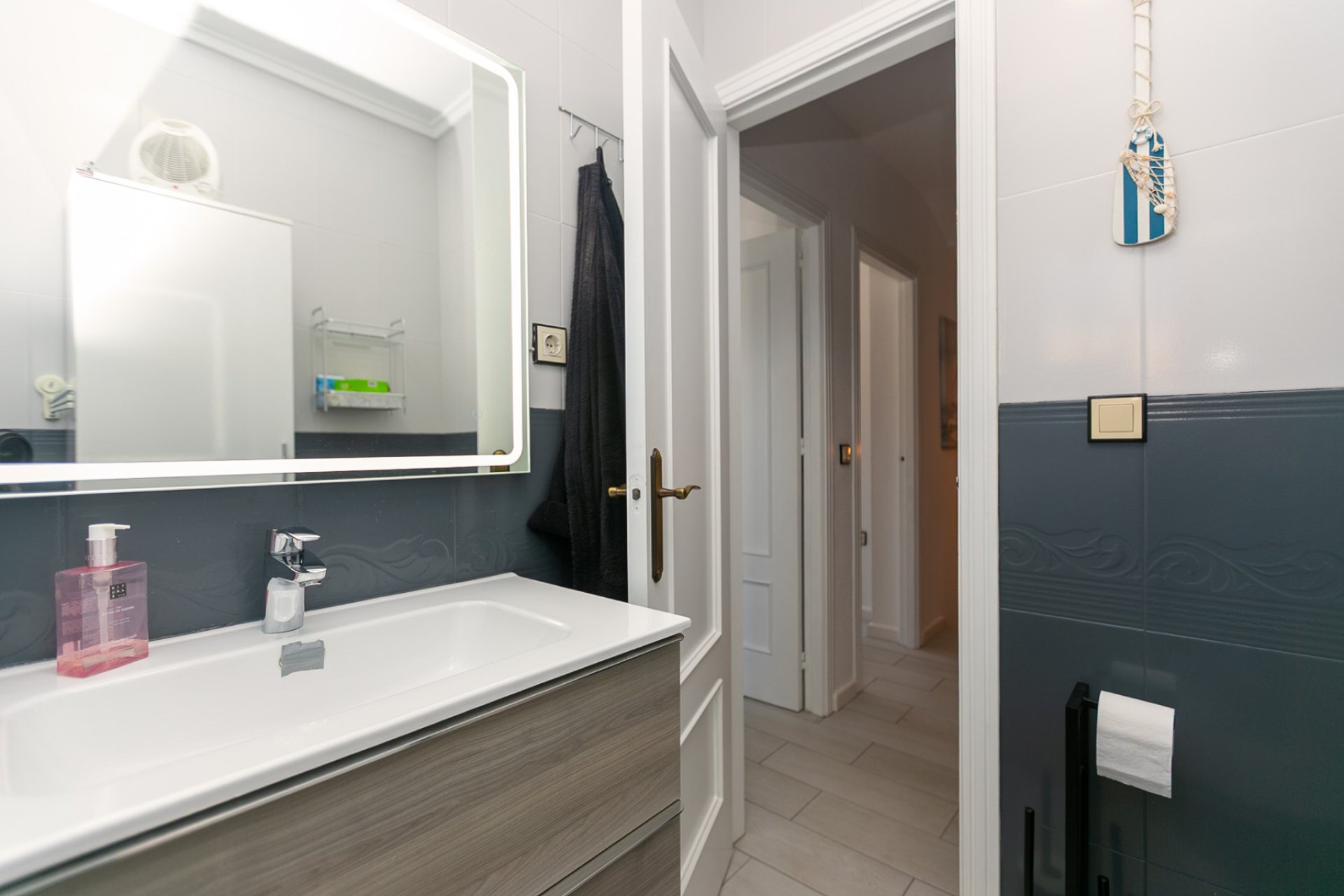 Resale - Quad House -
Los Altos