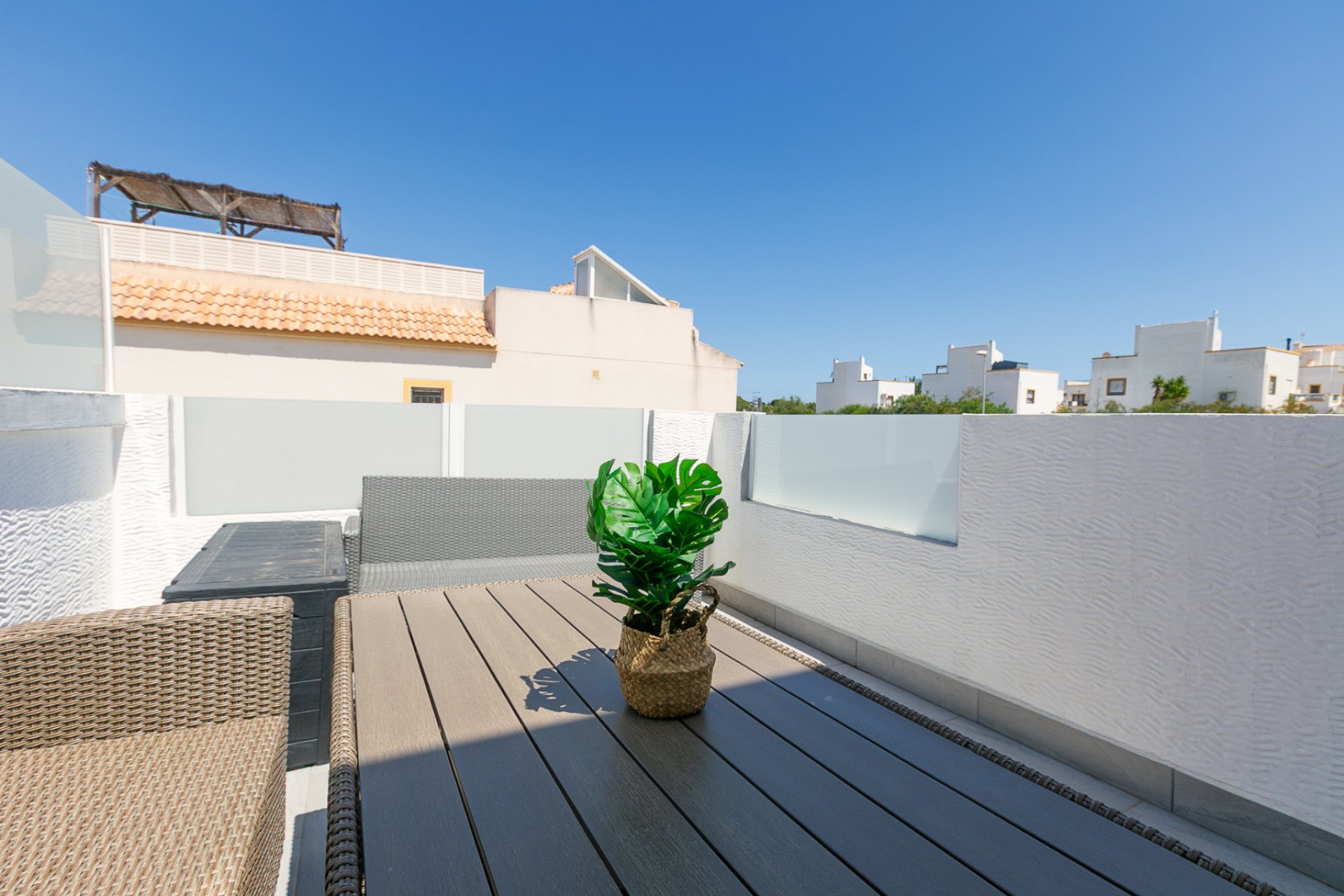 Resale - Quad House -
Los Altos