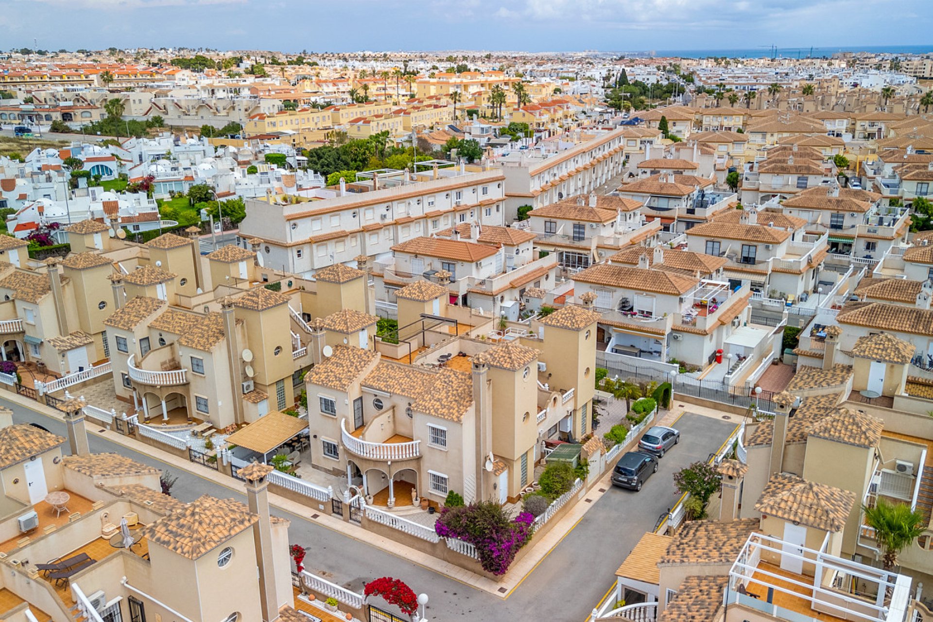 Resale - Quad House -
Orihuela Costa - Playa Flamenca