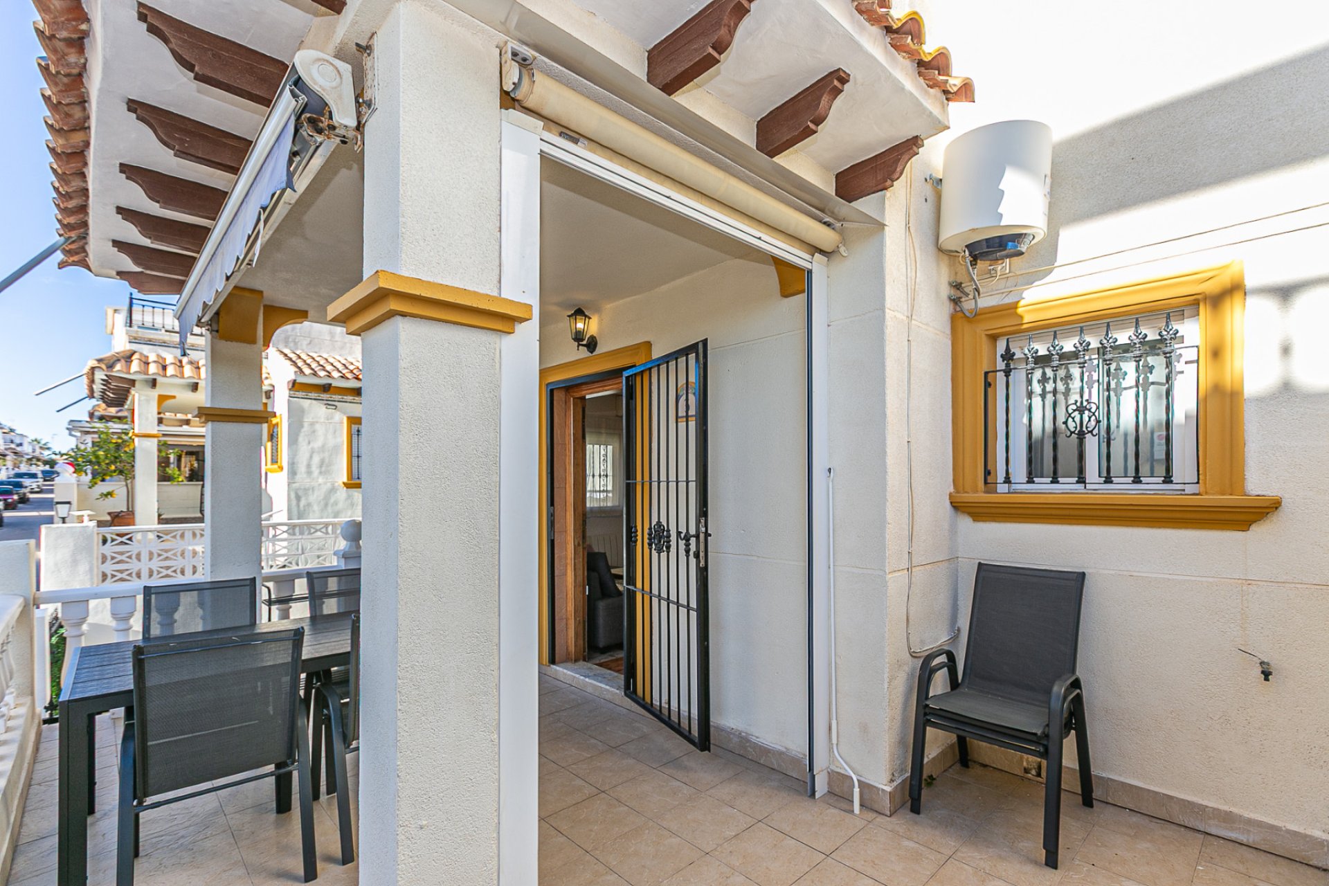 Resale - Quad House -
Playa Flamenca