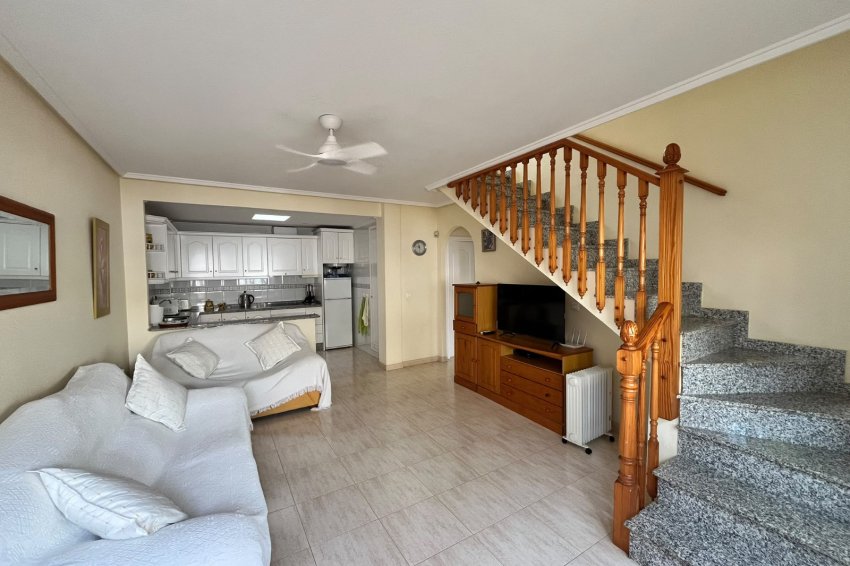 Resale - Quad House -
Villamartin - PAU 8