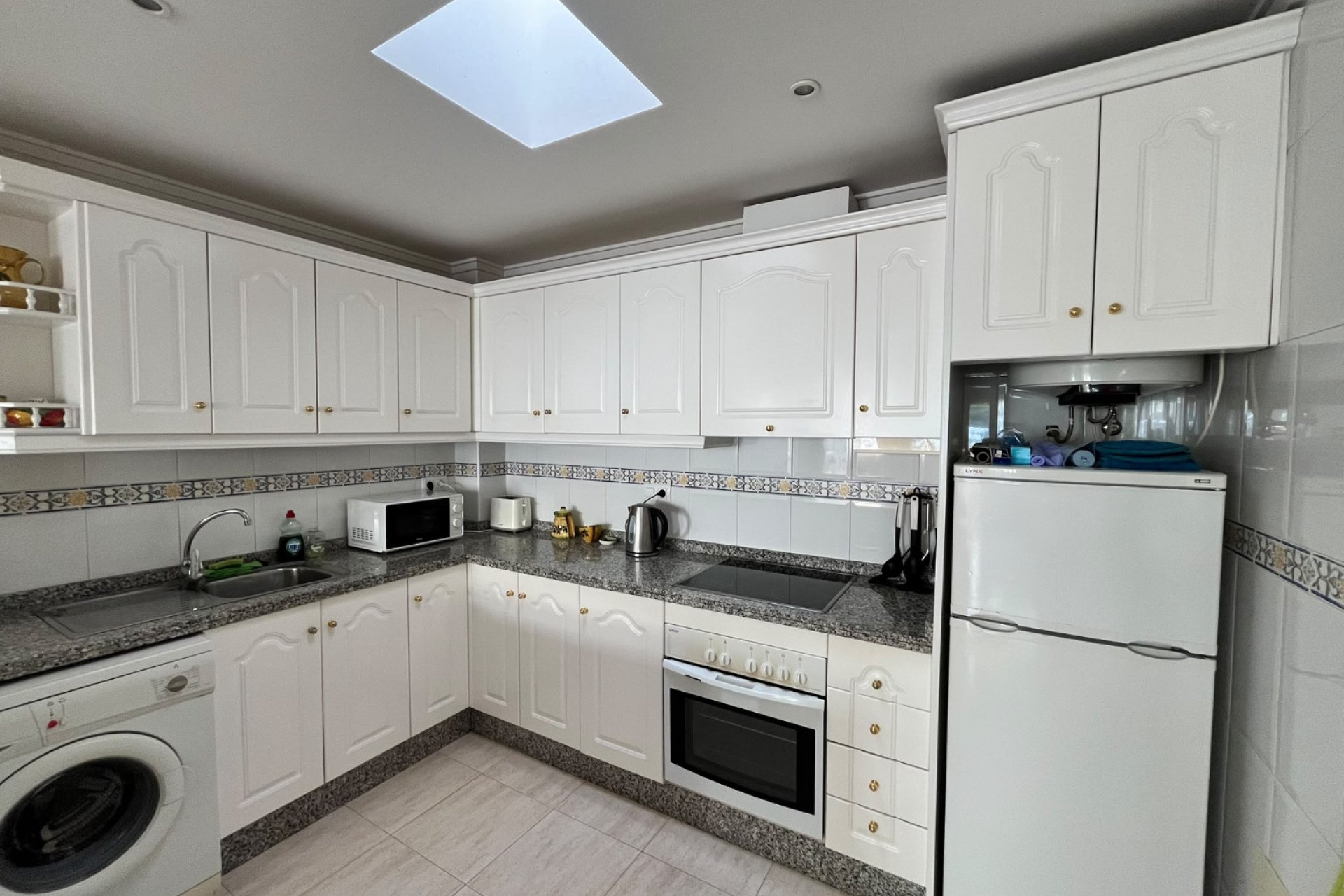 Resale - Quad House -
Villamartin - PAU 8