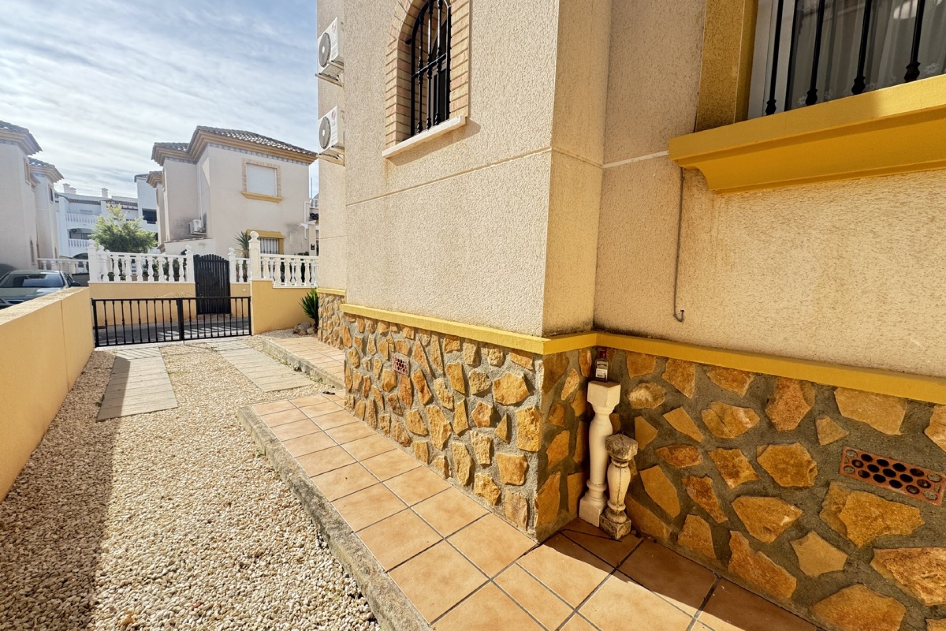 Resale - Quad House -
Villamartin - Villamartín