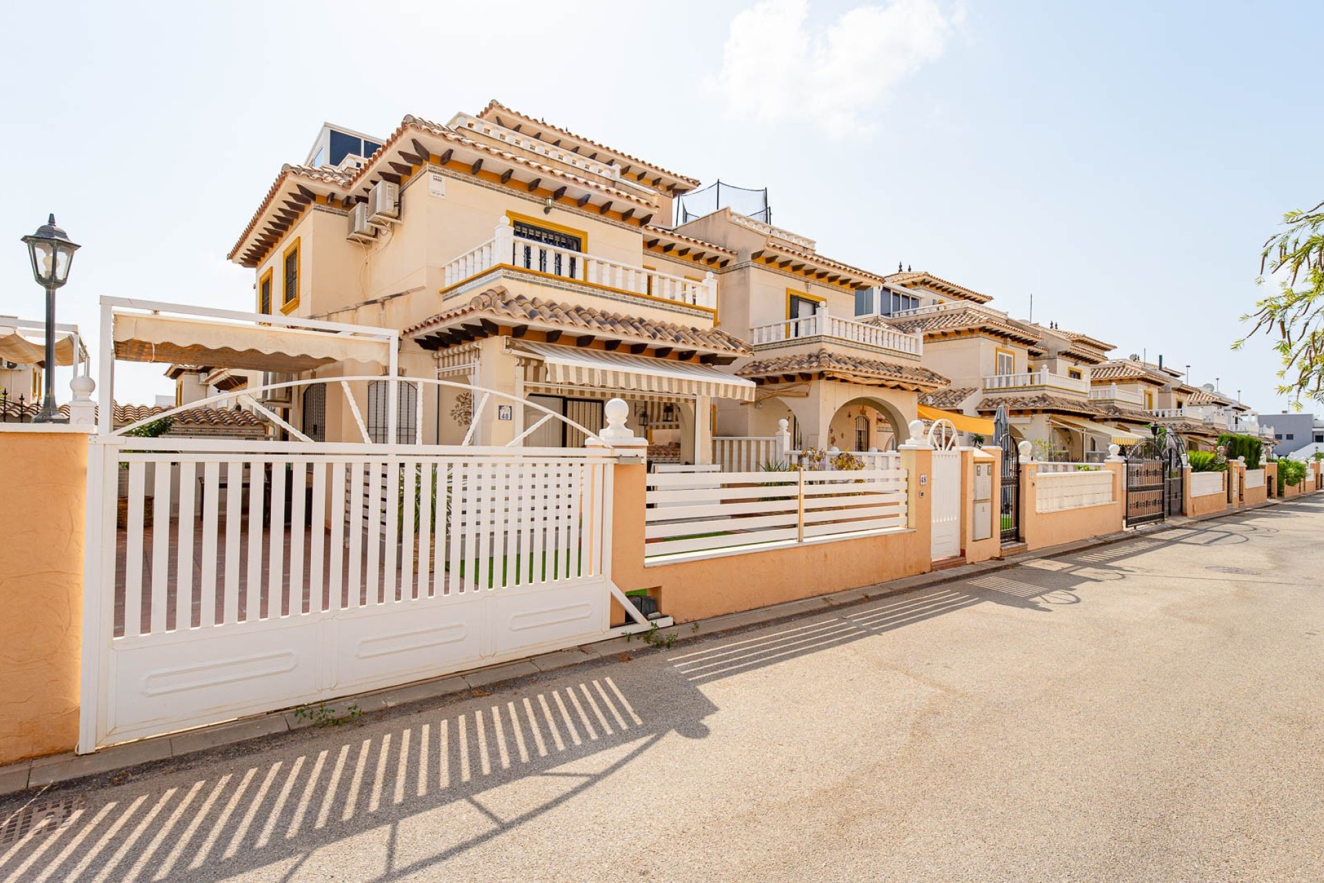 Resale - Quatro house -
Orihuela Costa - Lomas de Cabo Roig