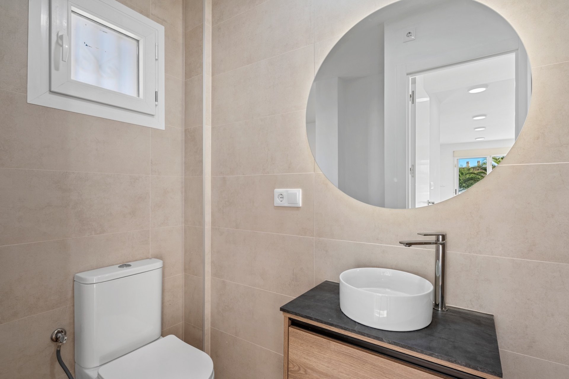 Resale - Semi detached -
Benimar