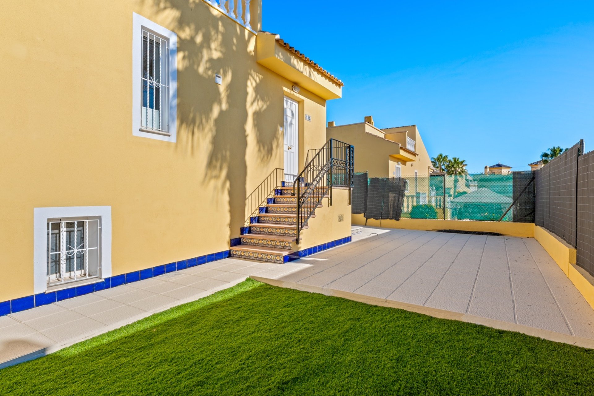 Resale - Semi detached -
Benimar