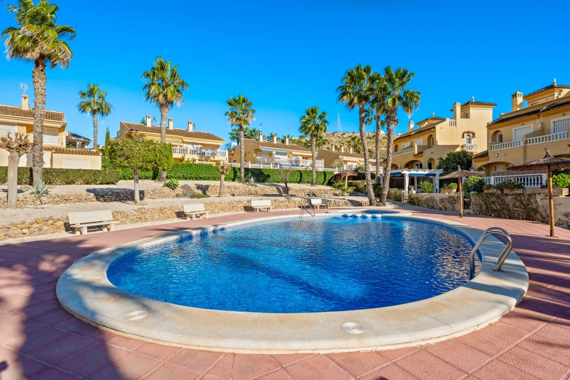 Resale - Semi detached -
Benimar