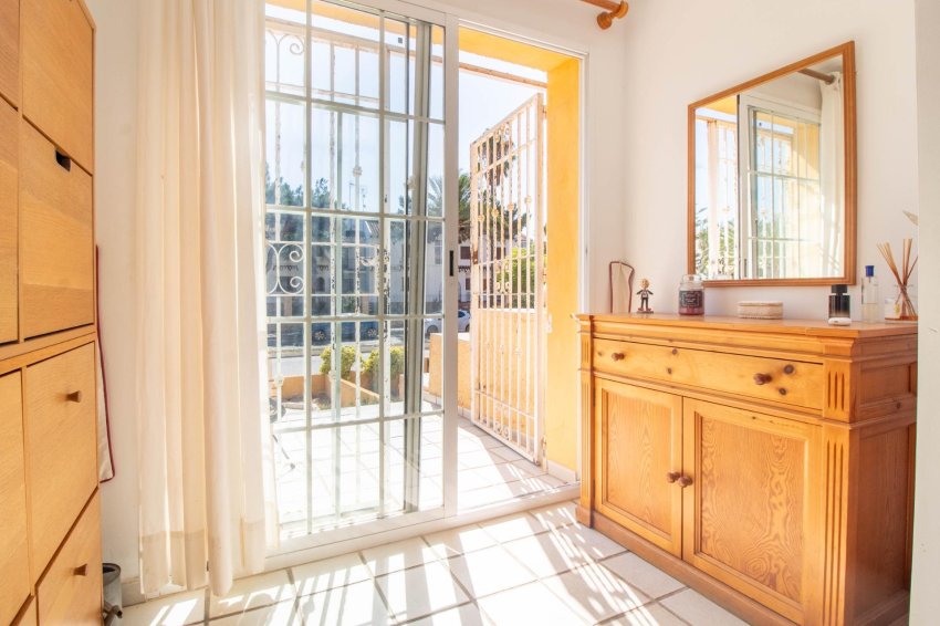 Resale - Semi detached -
Cabo Roig