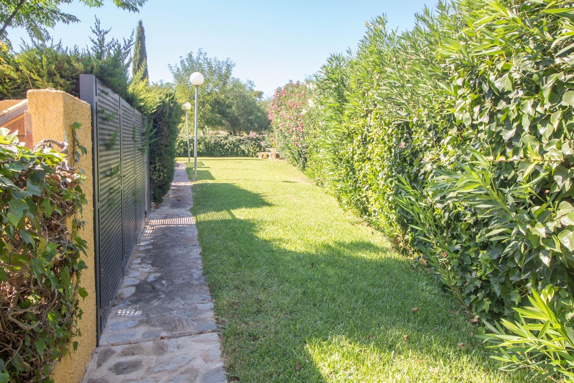 Resale - Semi detached -
Cabo Roig