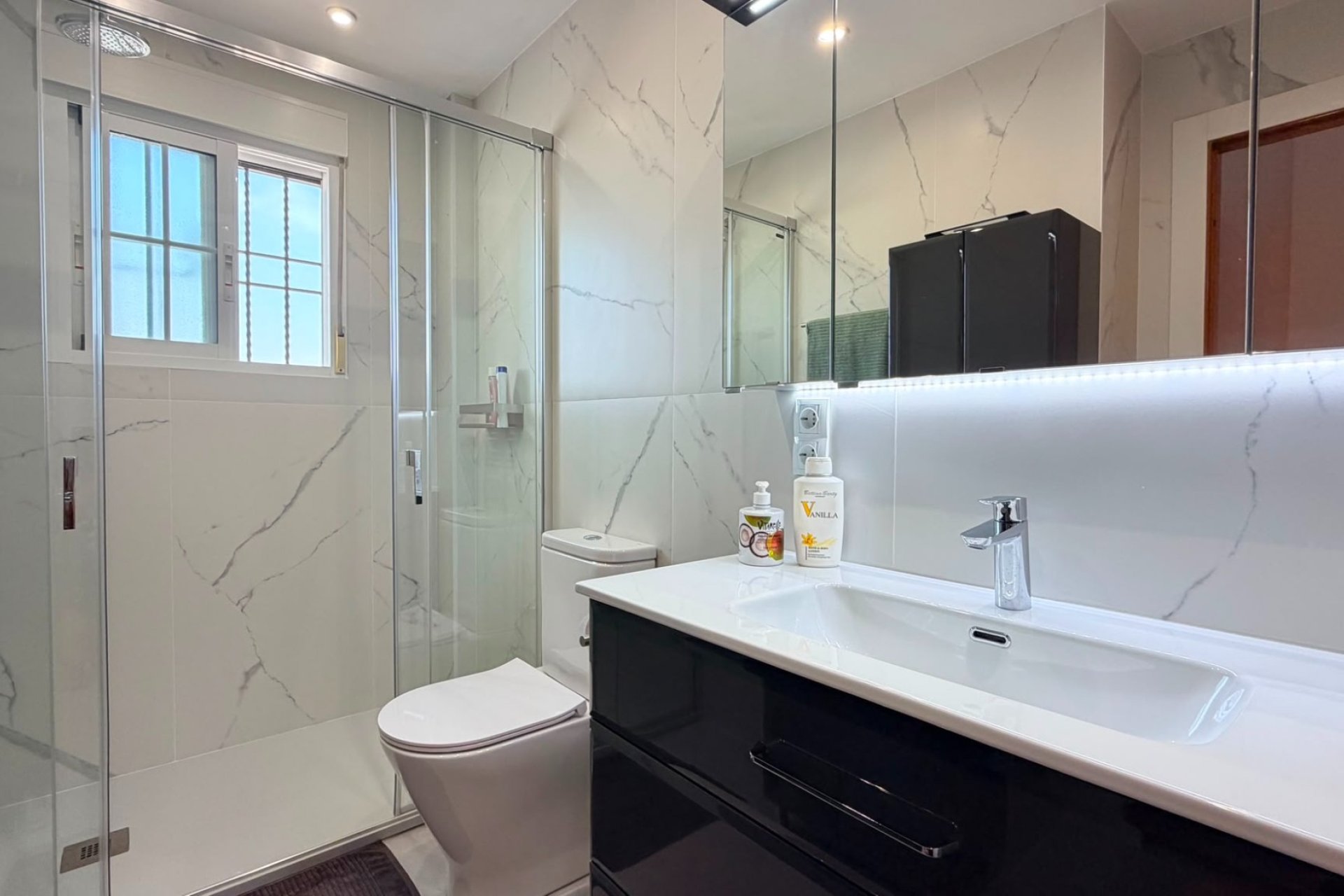 Resale - Semi detached -
Lomas de Cabo Roig - Orihuela Costa
