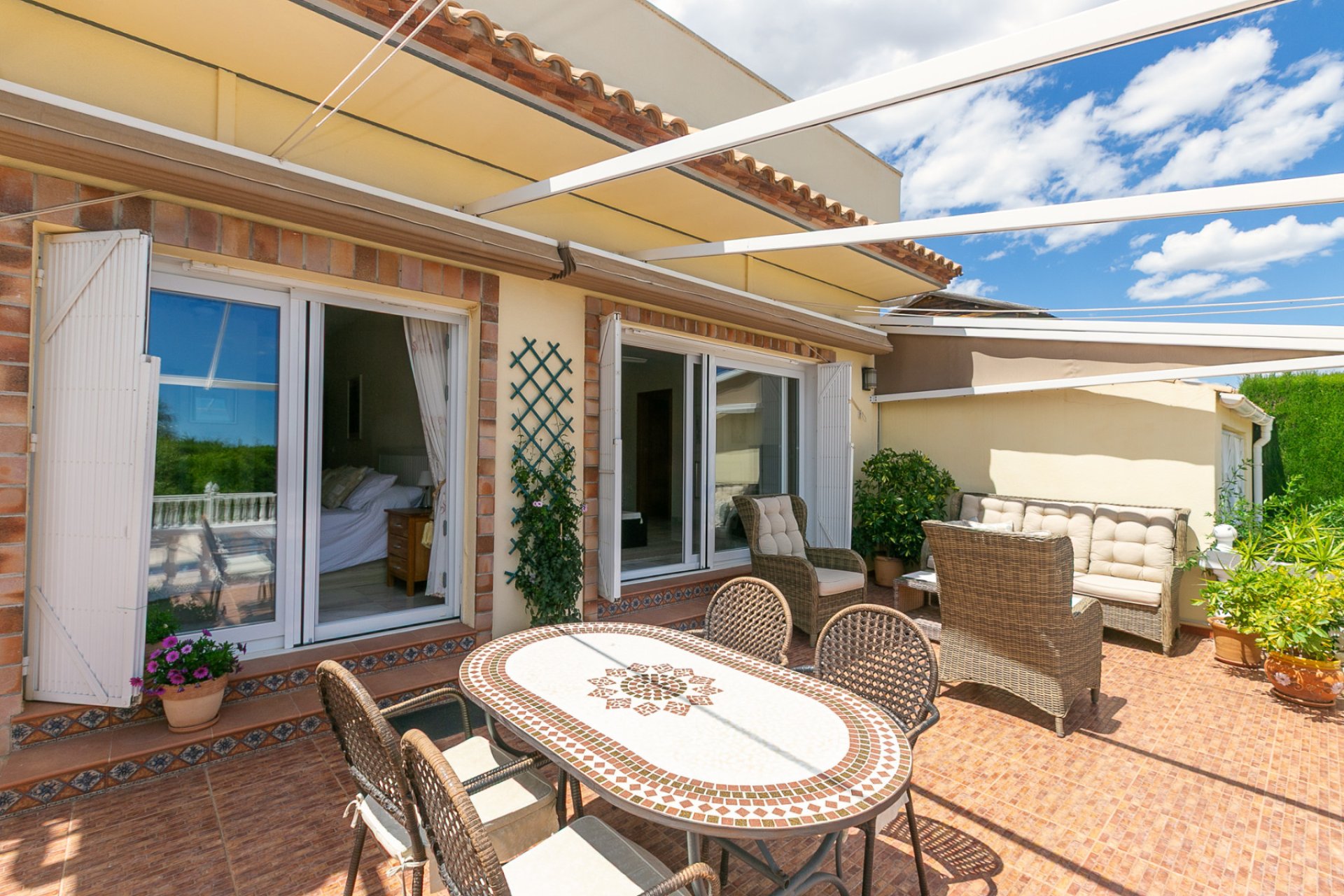 Resale - Semi detached -
Los Balcones