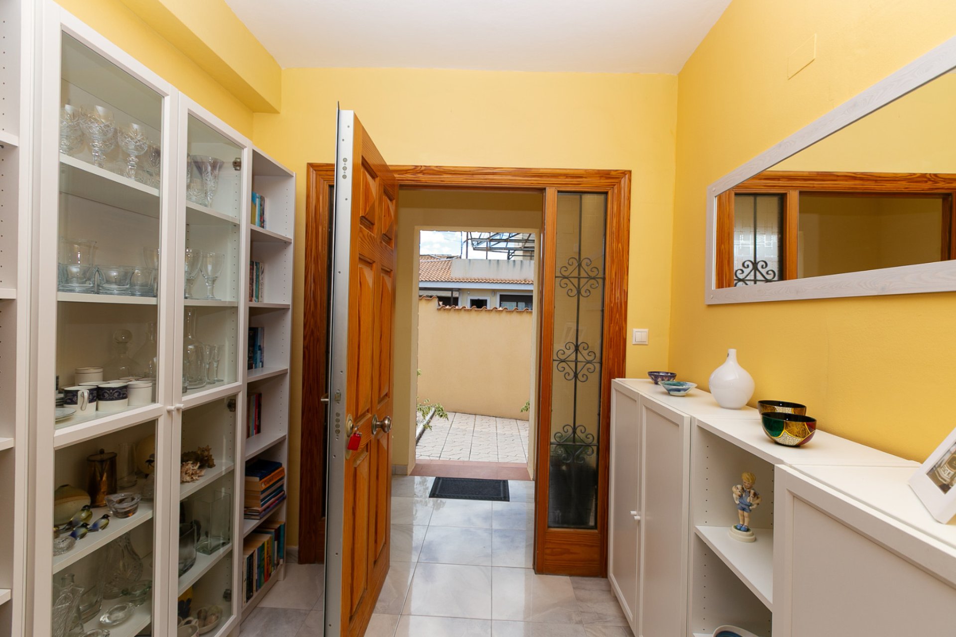 Resale - Semi detached -
Los Balcones