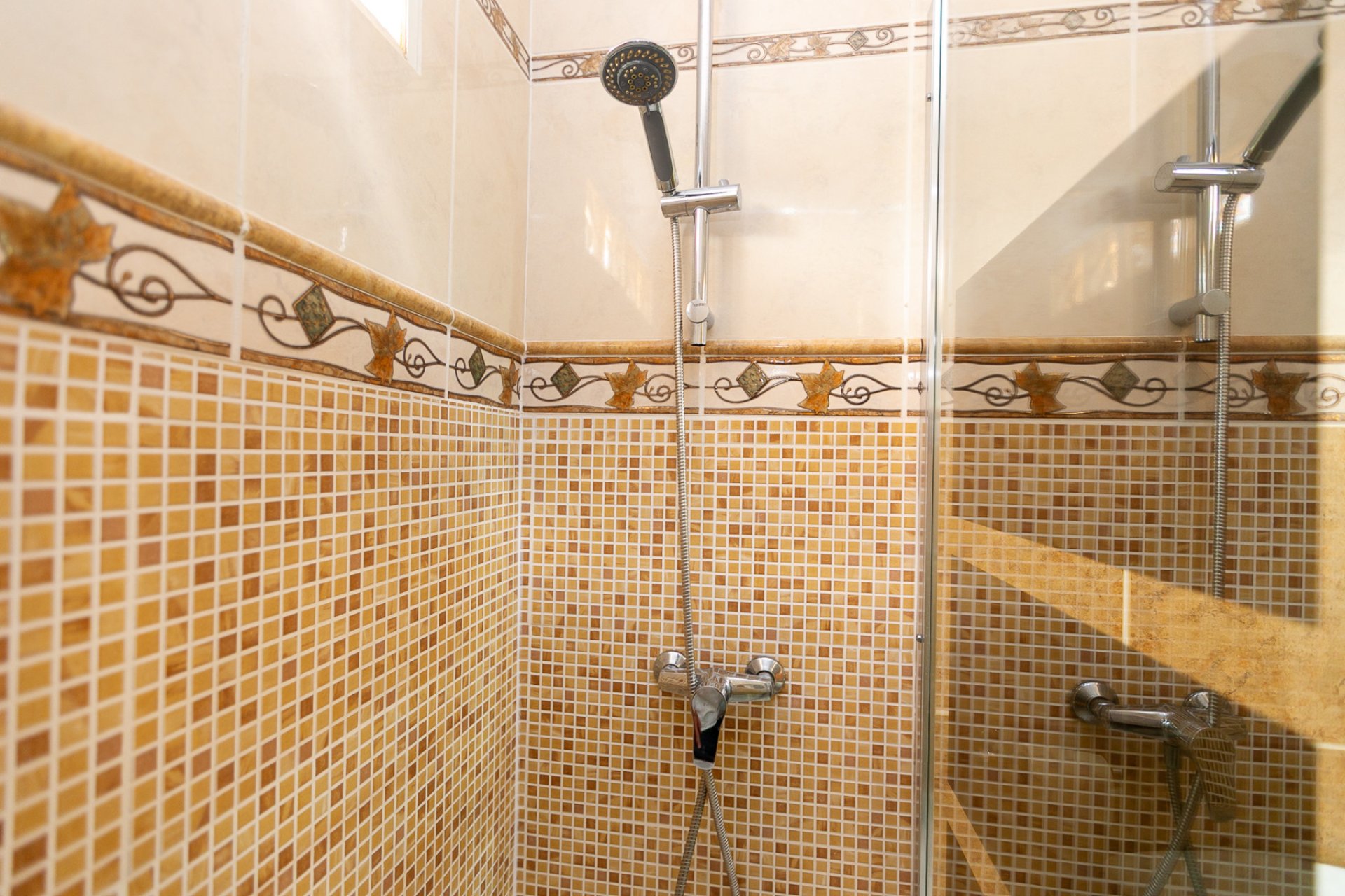 Resale - Semi detached -
Los Balcones
