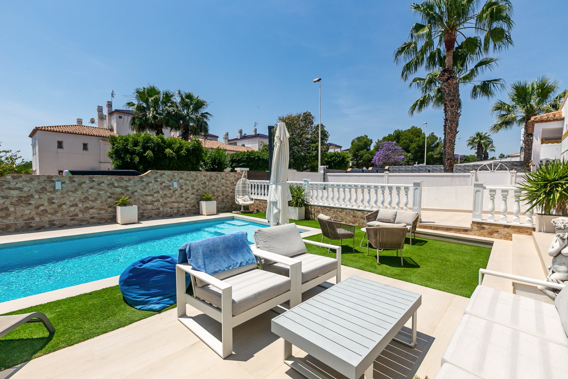 Resale - Semi detached -
Los Dolses