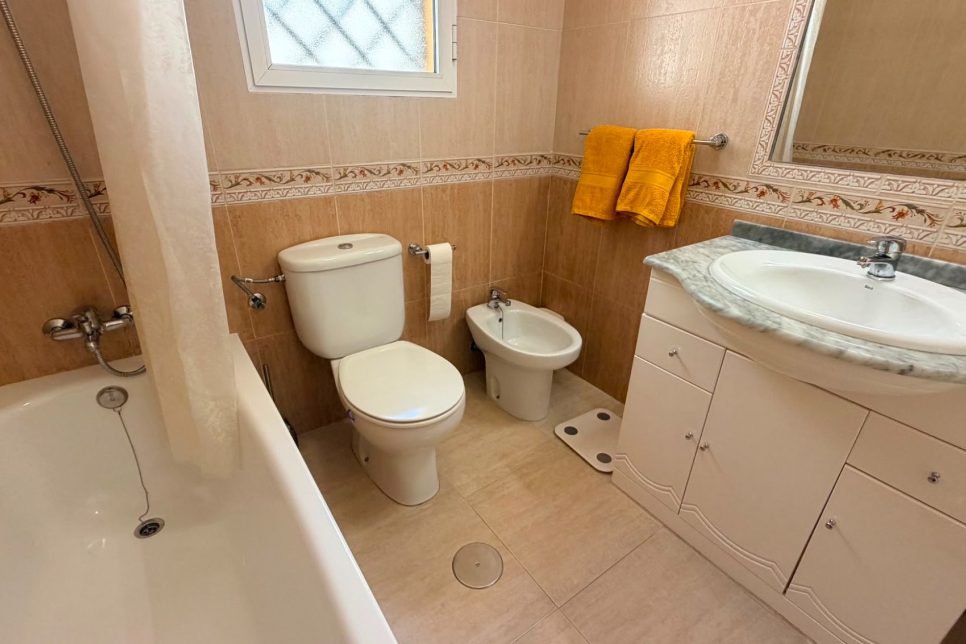 Resale - Semi detached -
Los Montesinos - Urbanizacion montesol