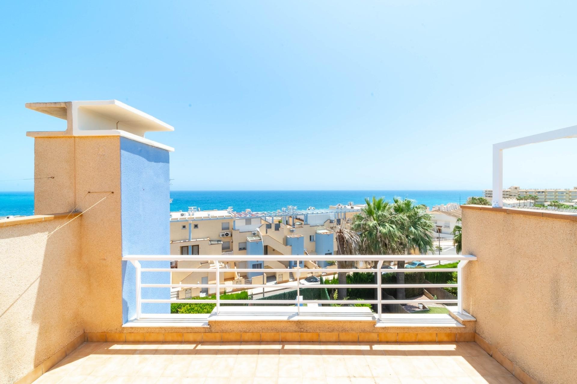 Resale - Semi detached -
Orihuela Costa - Campoamor