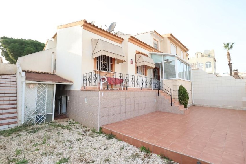 Resale - Semi detached -
Orihuela Costa - La Florida