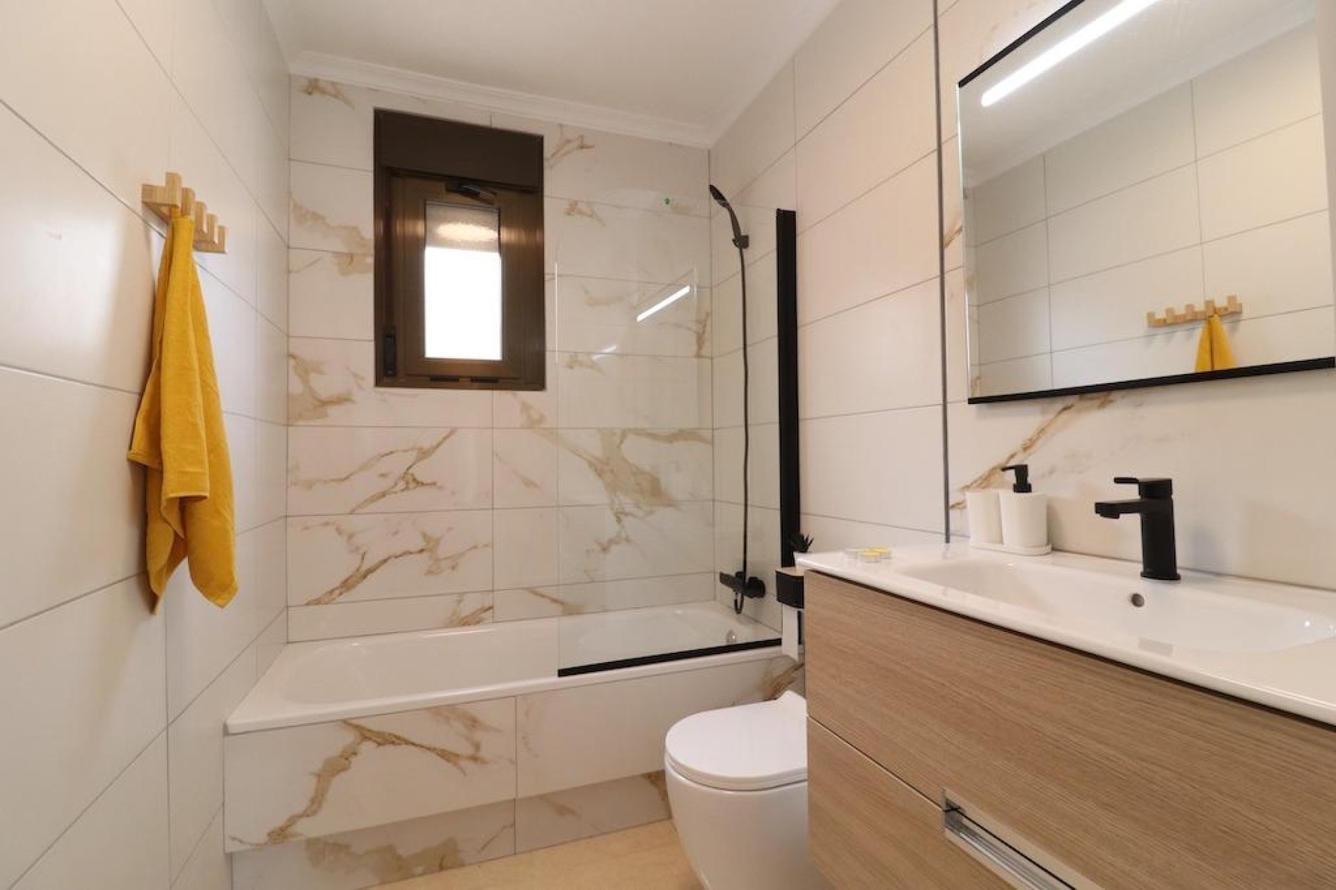 Resale - Semi detached -
San Miguel - Cerro Del Sol