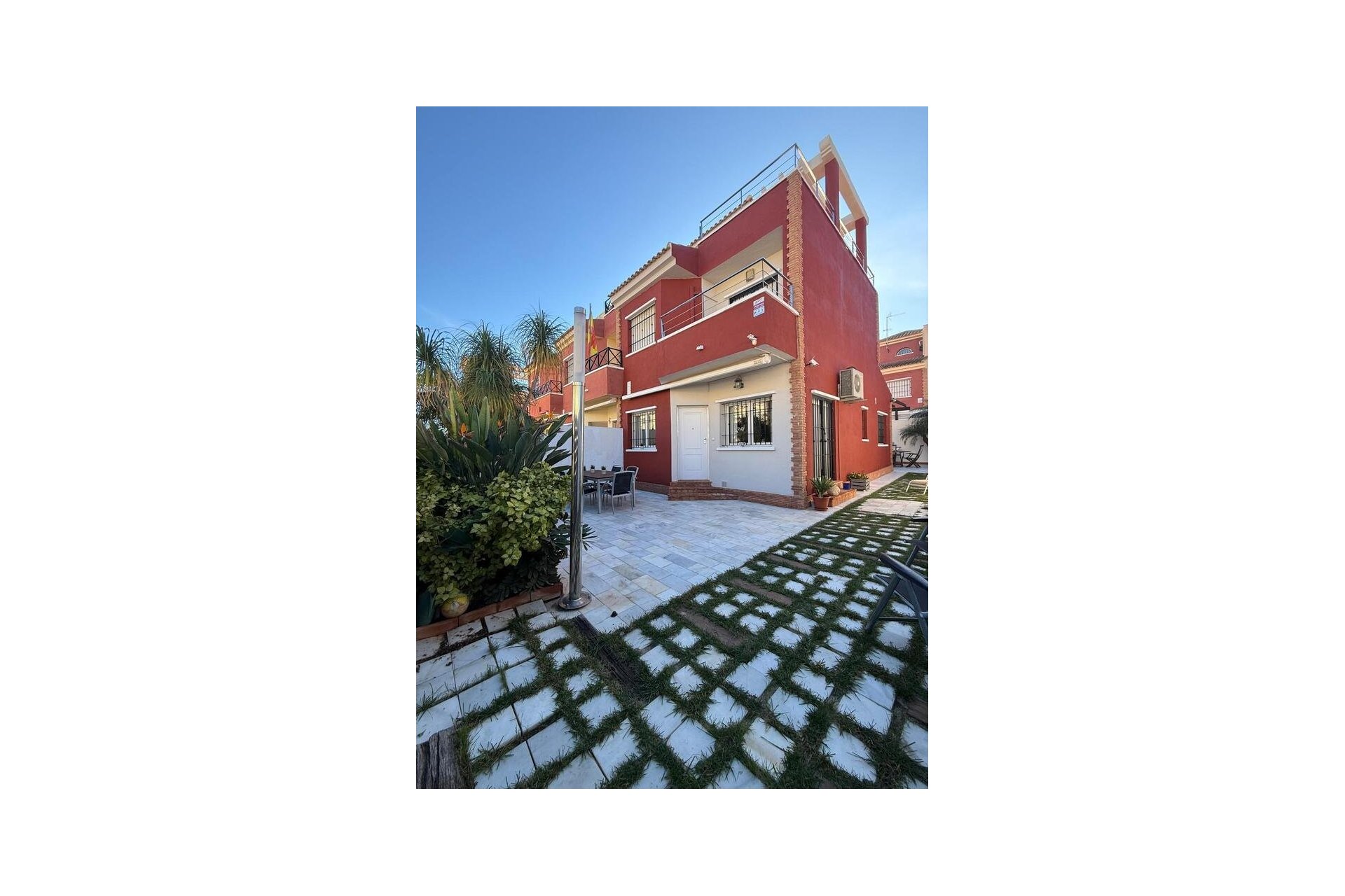 Resale - Semi detached -
Torre de la Horadada - Costa Blanca