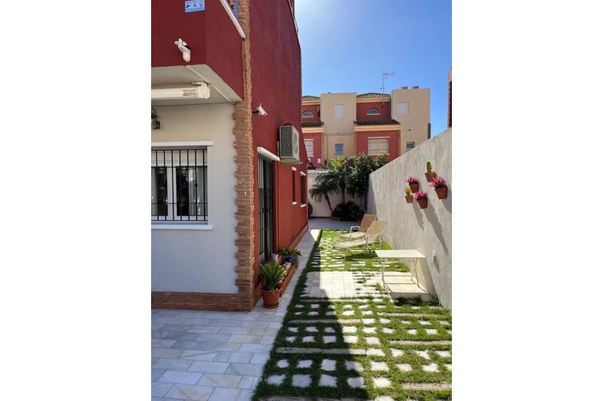 Resale - Semi detached -
Torre de la Horadada - Costa Blanca
