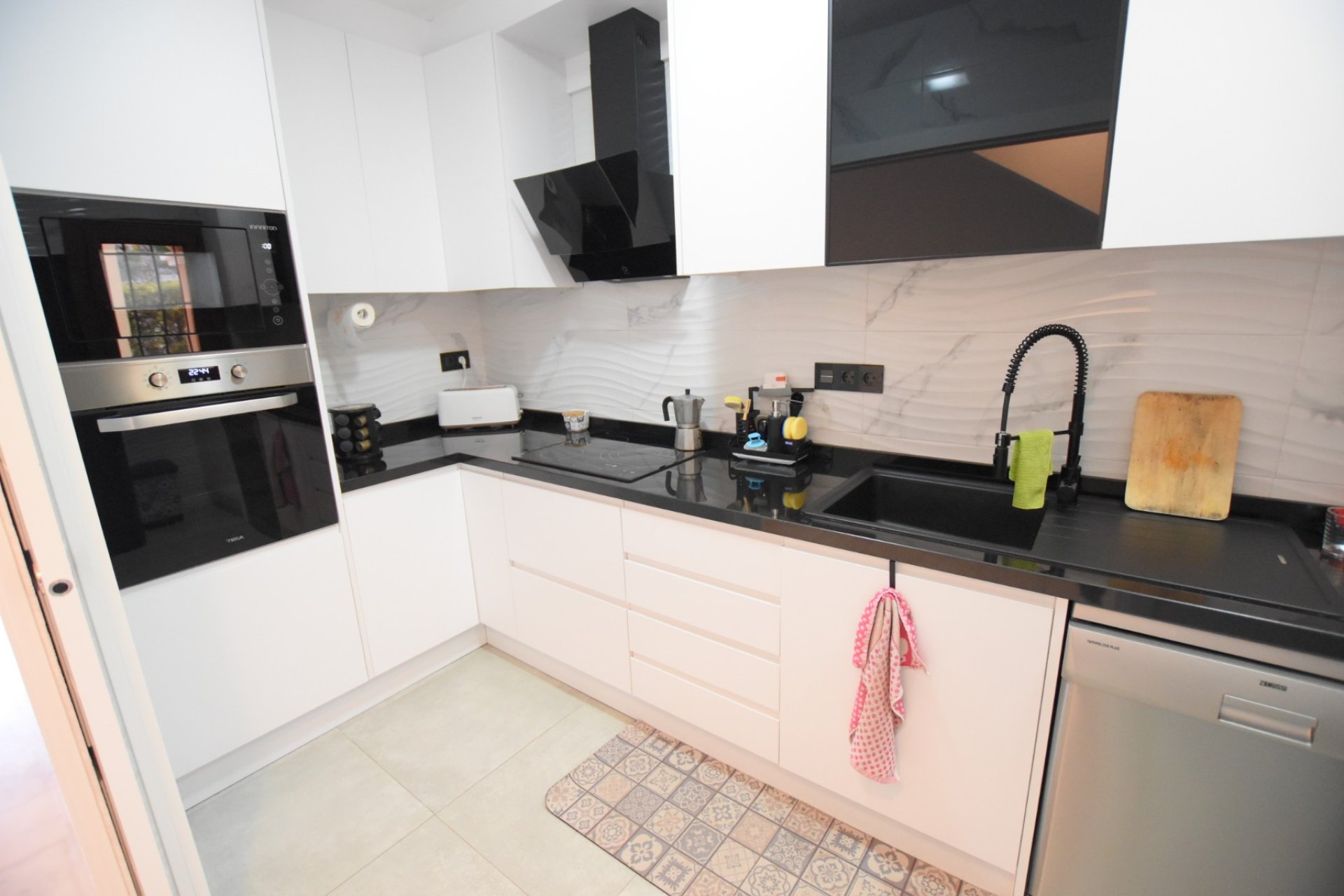 Resale - Townhouse -
Algorfa