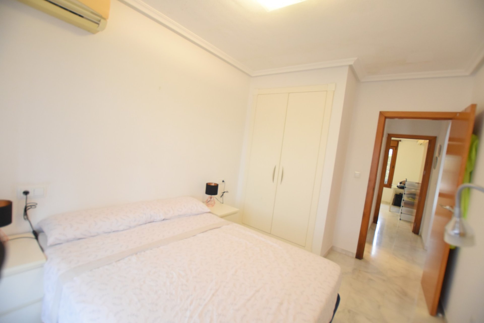 Resale - Townhouse -
Algorfa