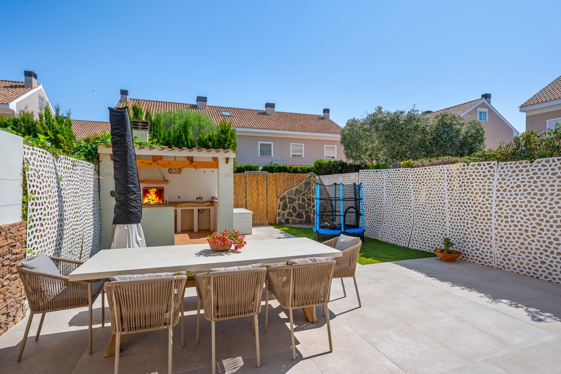 Resale - Townhouse -
Alicante - Playa San Juan