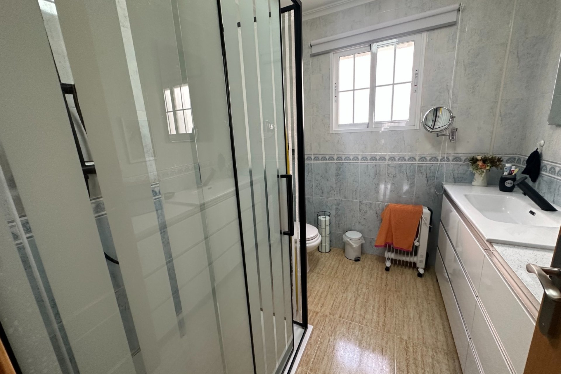 Resale - Townhouse -
Bigastro