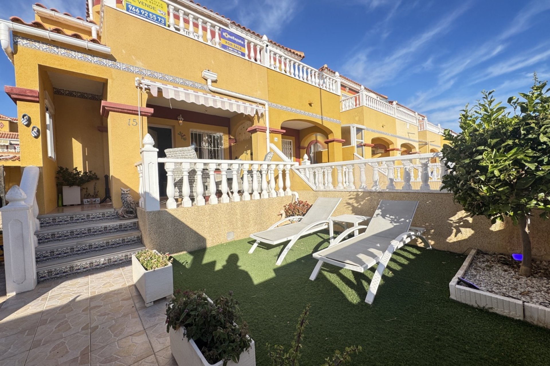 Resale - Townhouse -
Cabo Roig