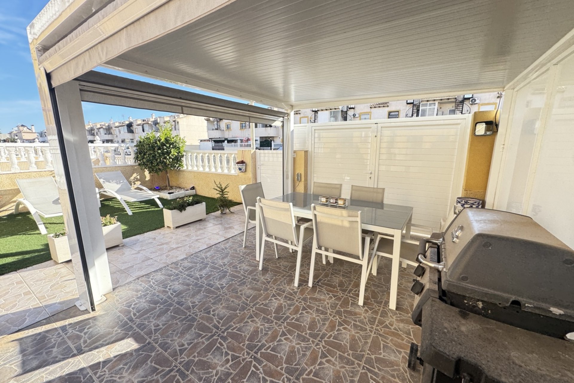 Resale - Townhouse -
Cabo Roig