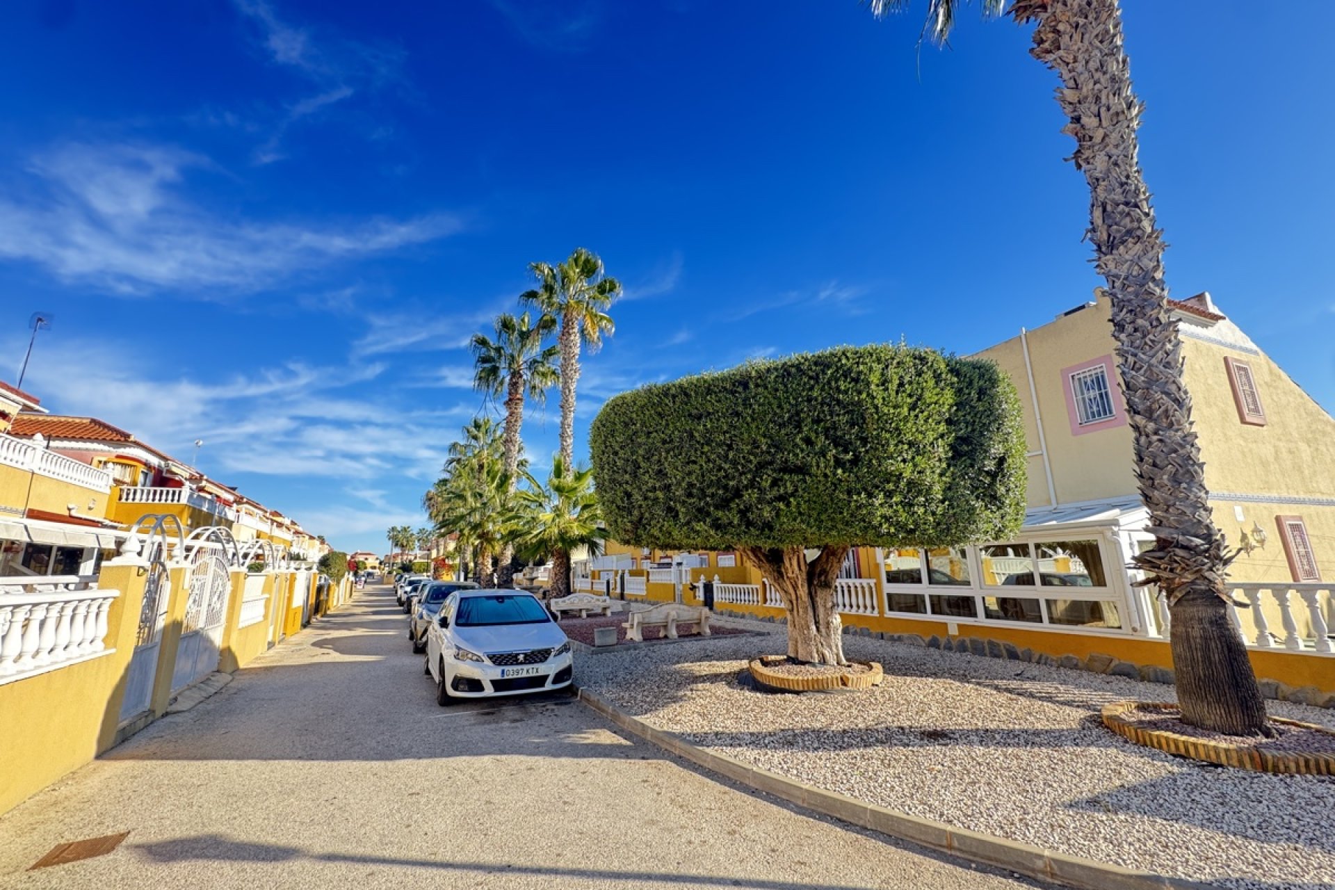 Resale - Townhouse -
Cabo Roig