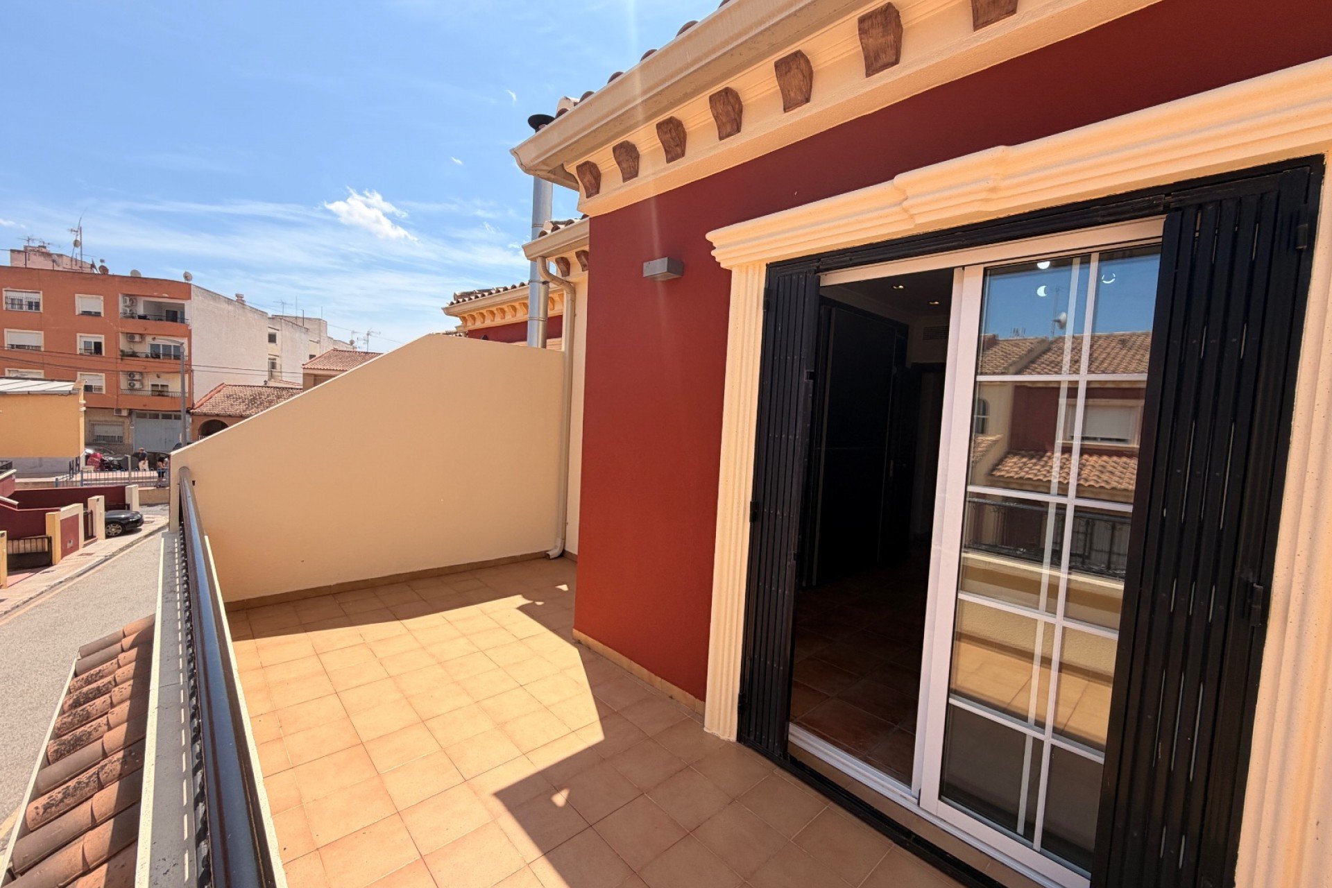 Resale - Townhouse -
Catral - pueblo