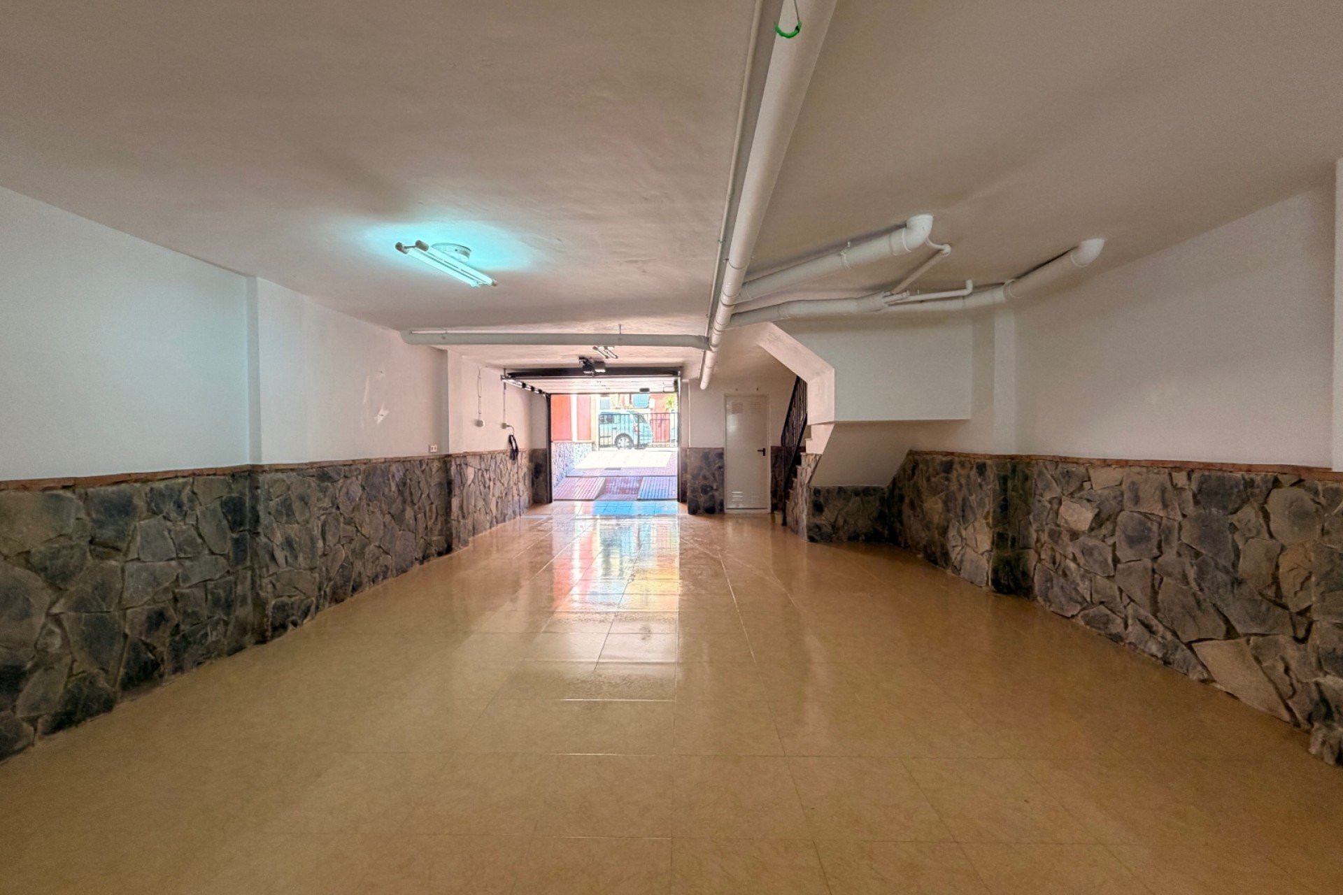 Resale - Townhouse -
Catral - pueblo
