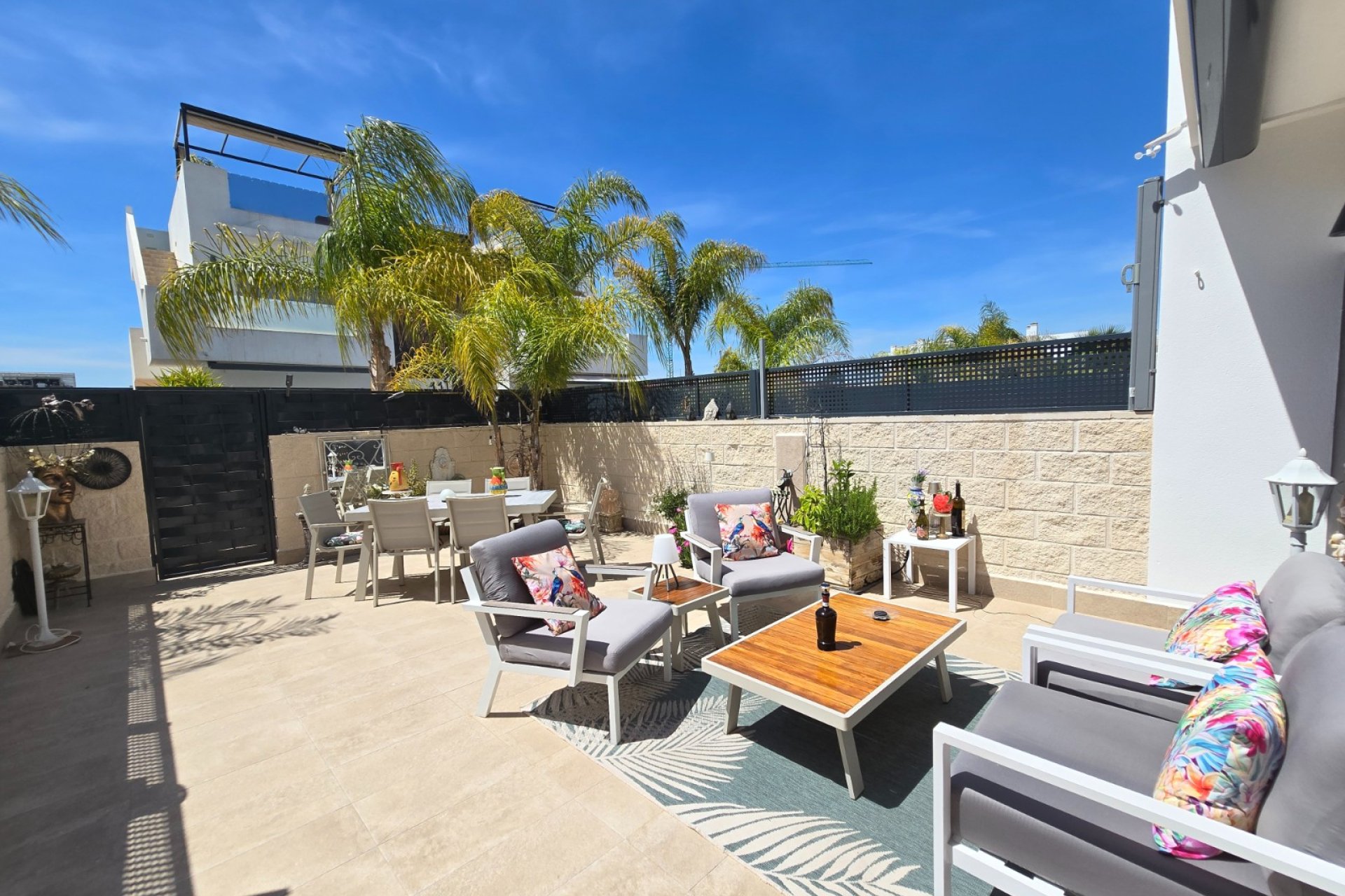 Resale - Townhouse * -
Ciudad Quesada * - Doña Pepa *