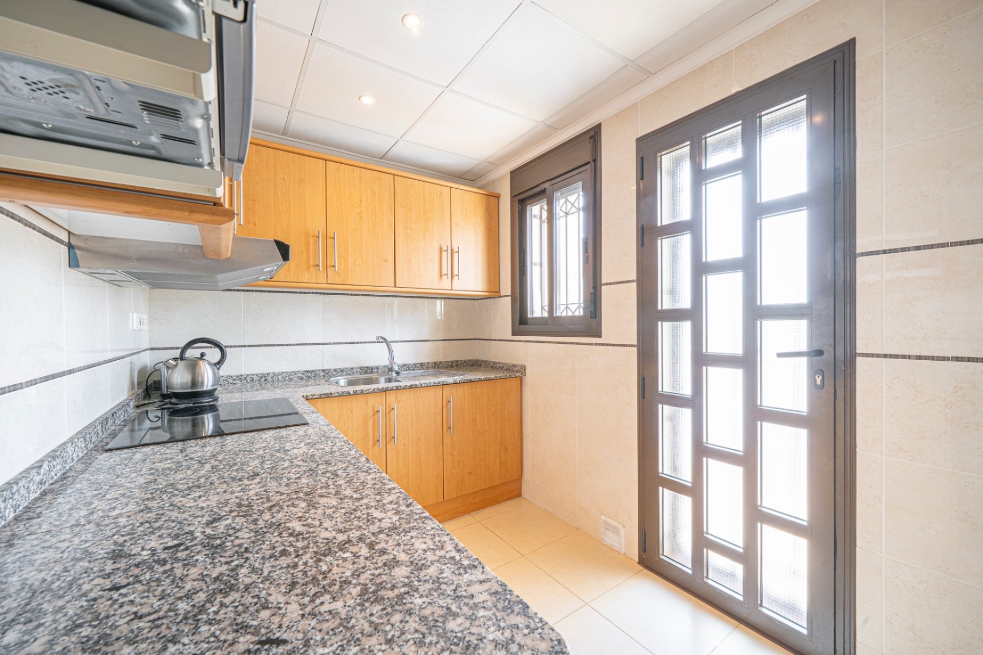 Resale - Townhouse -
Ciudad quesada - Lo Marabú