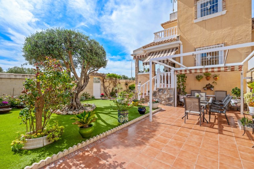 Resale - Townhouse -
Ciudad quesada - Rojales