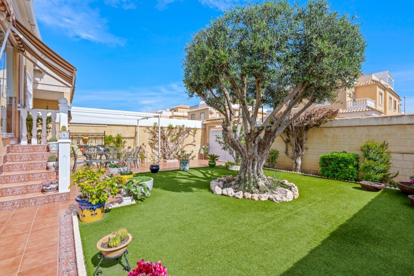 Resale - Townhouse -
Ciudad quesada - Rojales