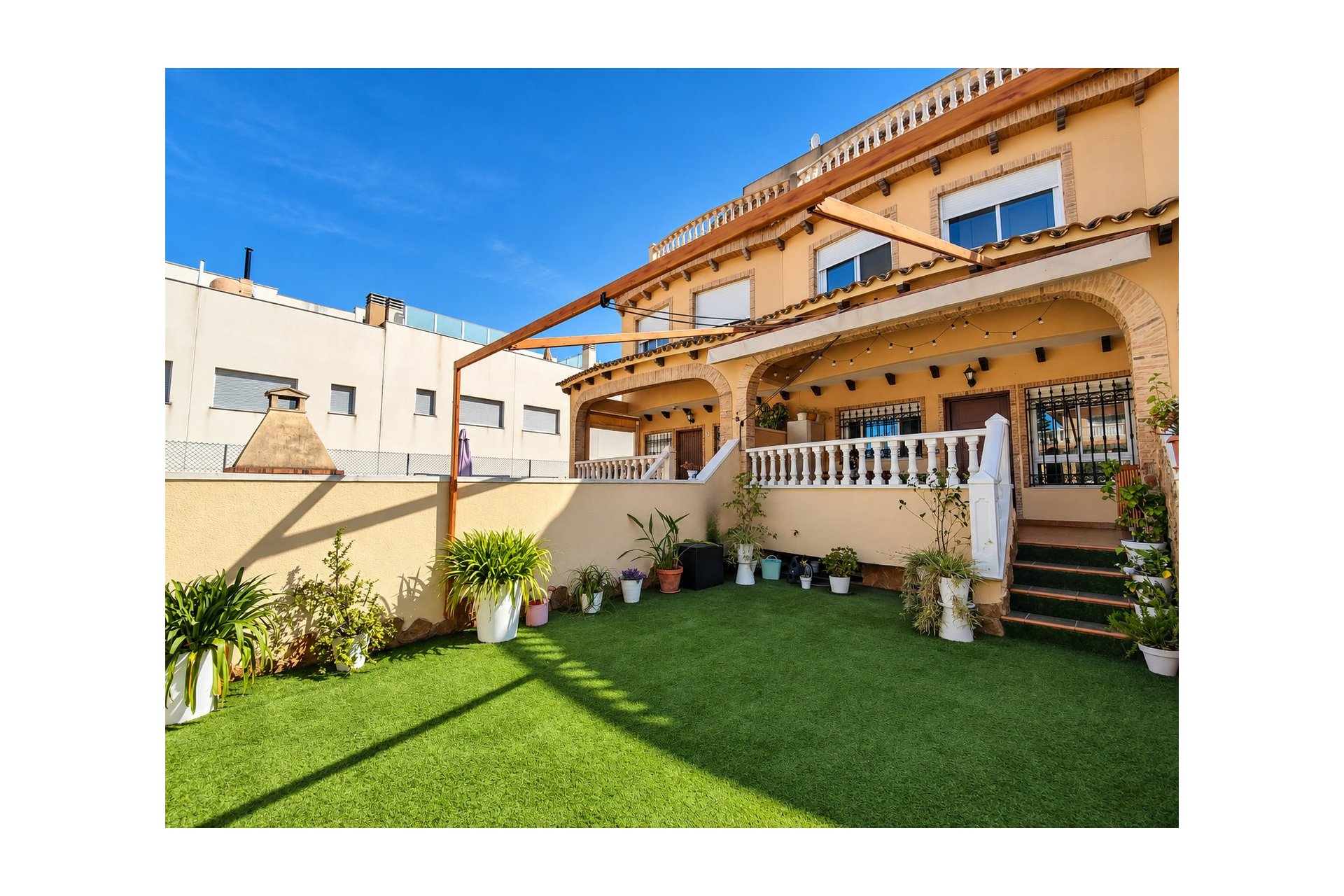 Resale - Townhouse -
Guardamar del Segura - Center - El Raso