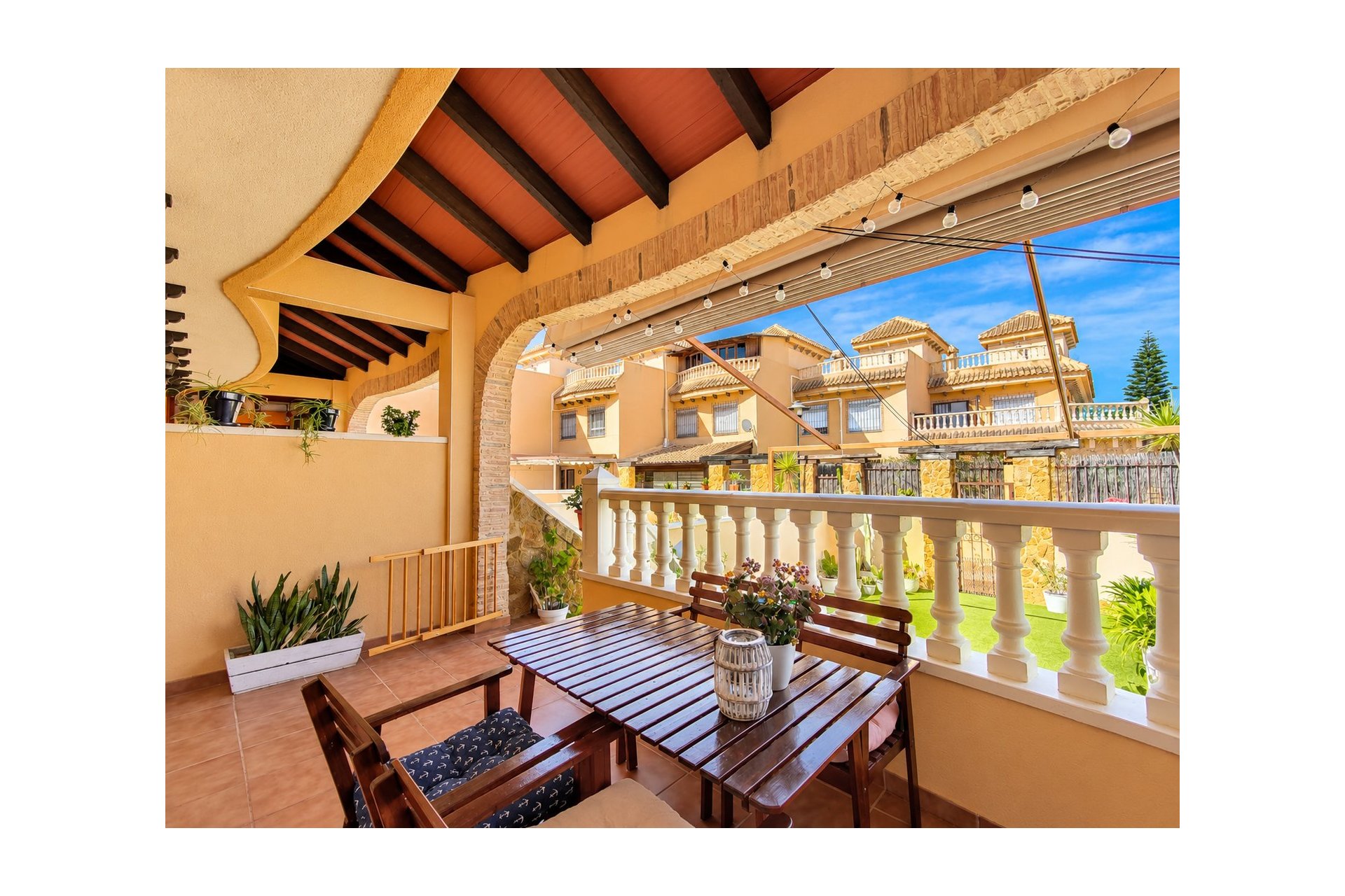 Resale - Townhouse -
Guardamar del Segura - Center - El Raso