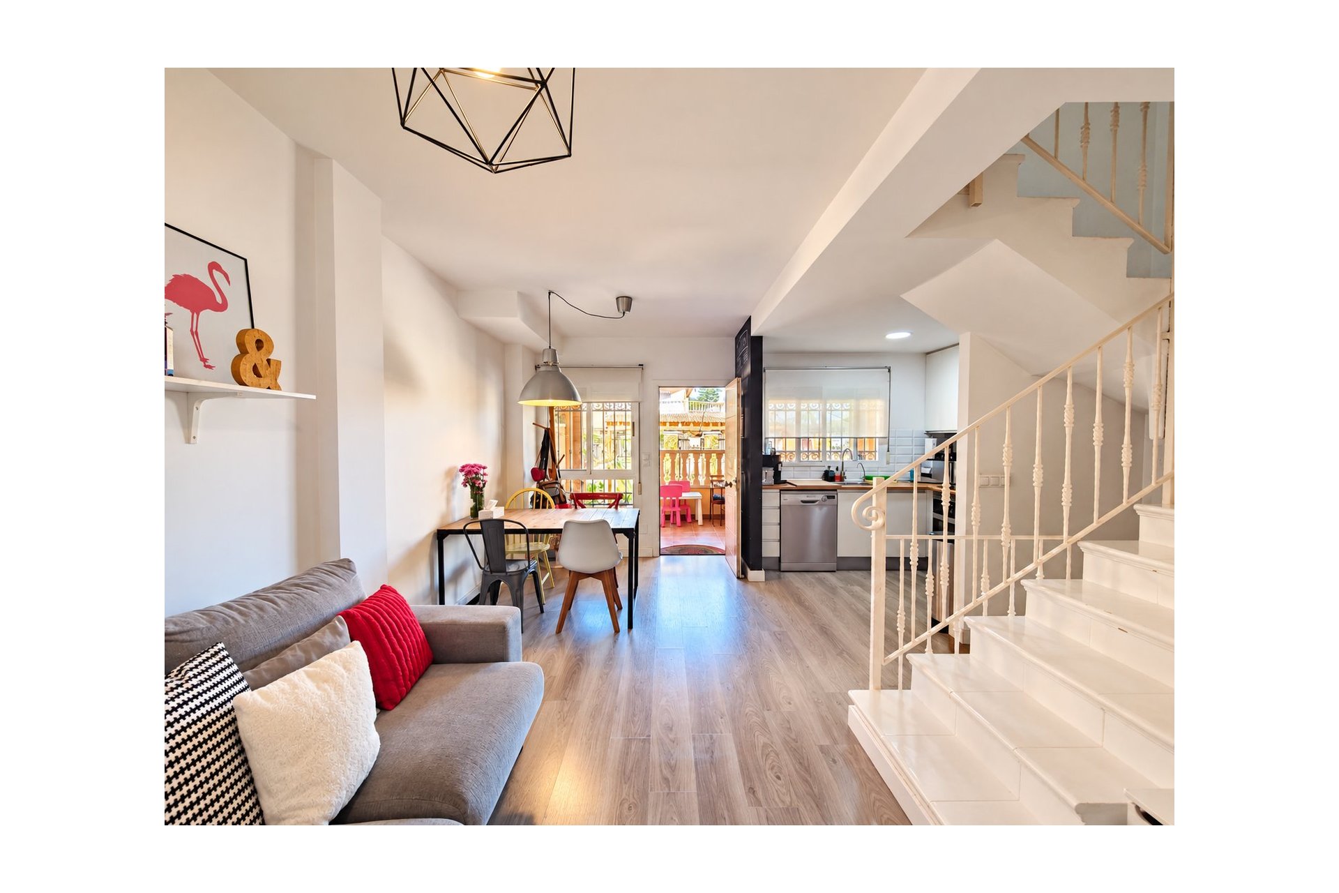 Resale - Townhouse -
Guardamar del Segura - Center - El Raso