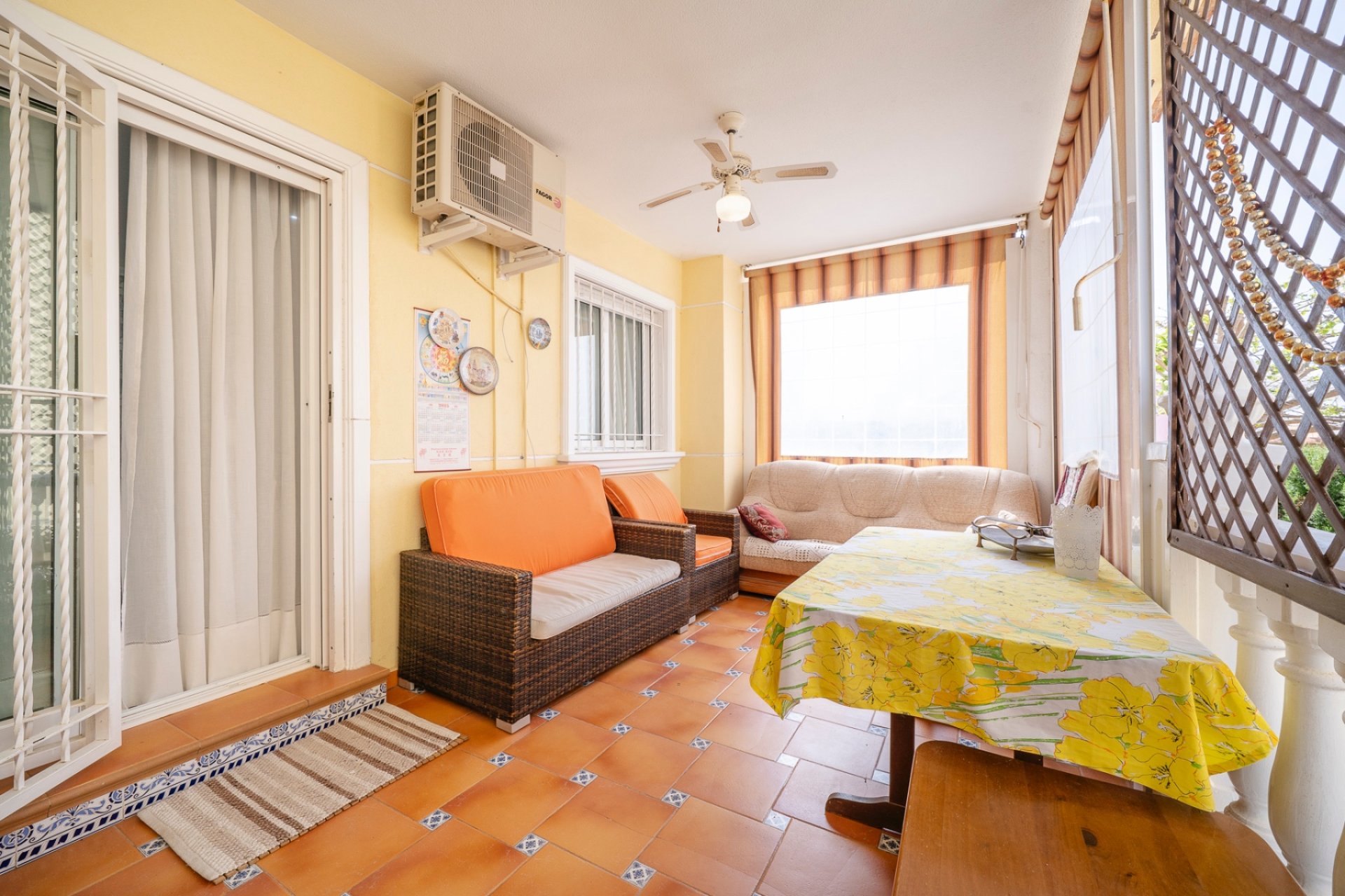 Resale - Townhouse -
Guardamar del Segura - El moncayo