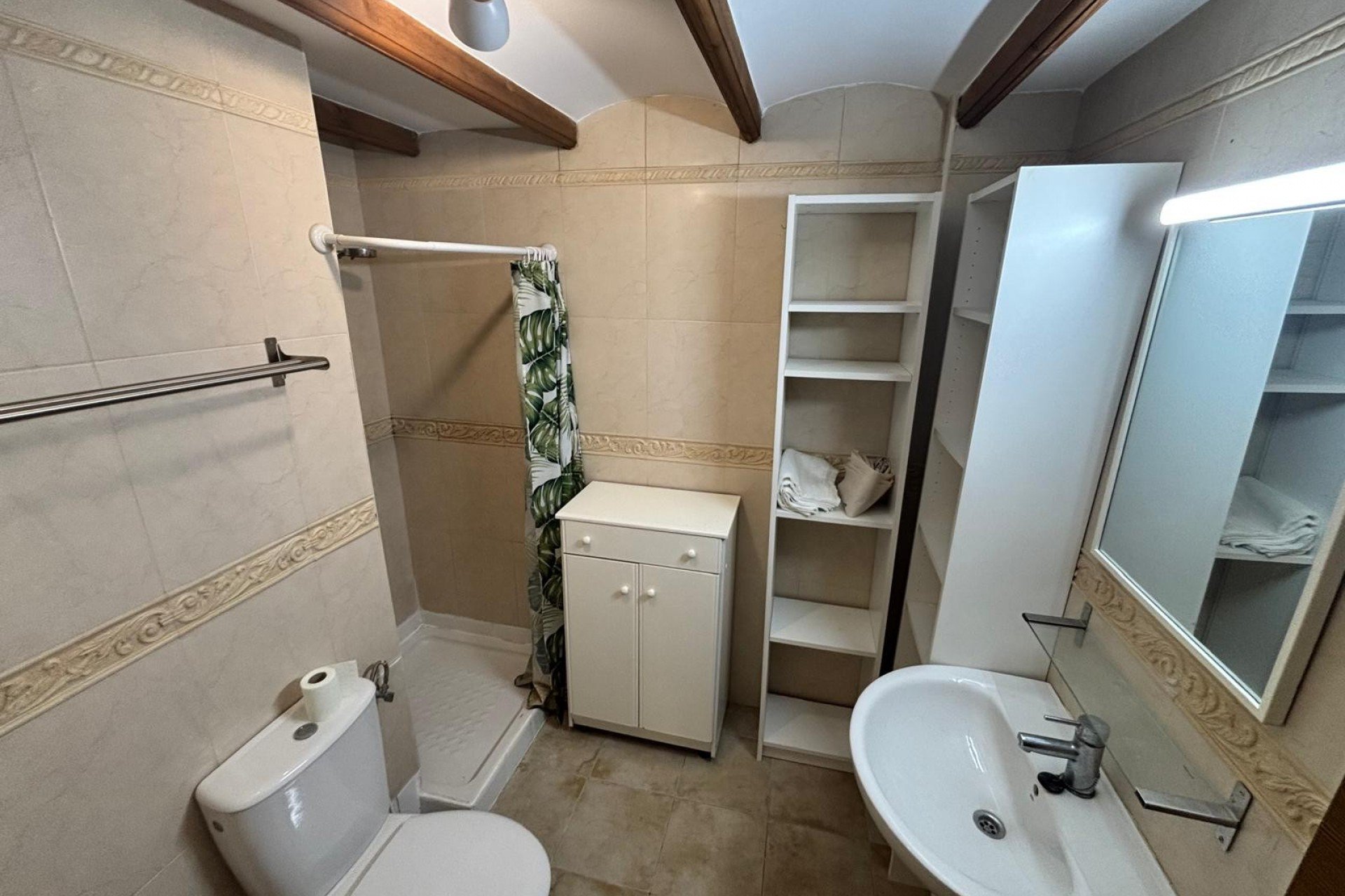 Resale - Townhouse -
Guardamar del Segura - Urbanizaciones