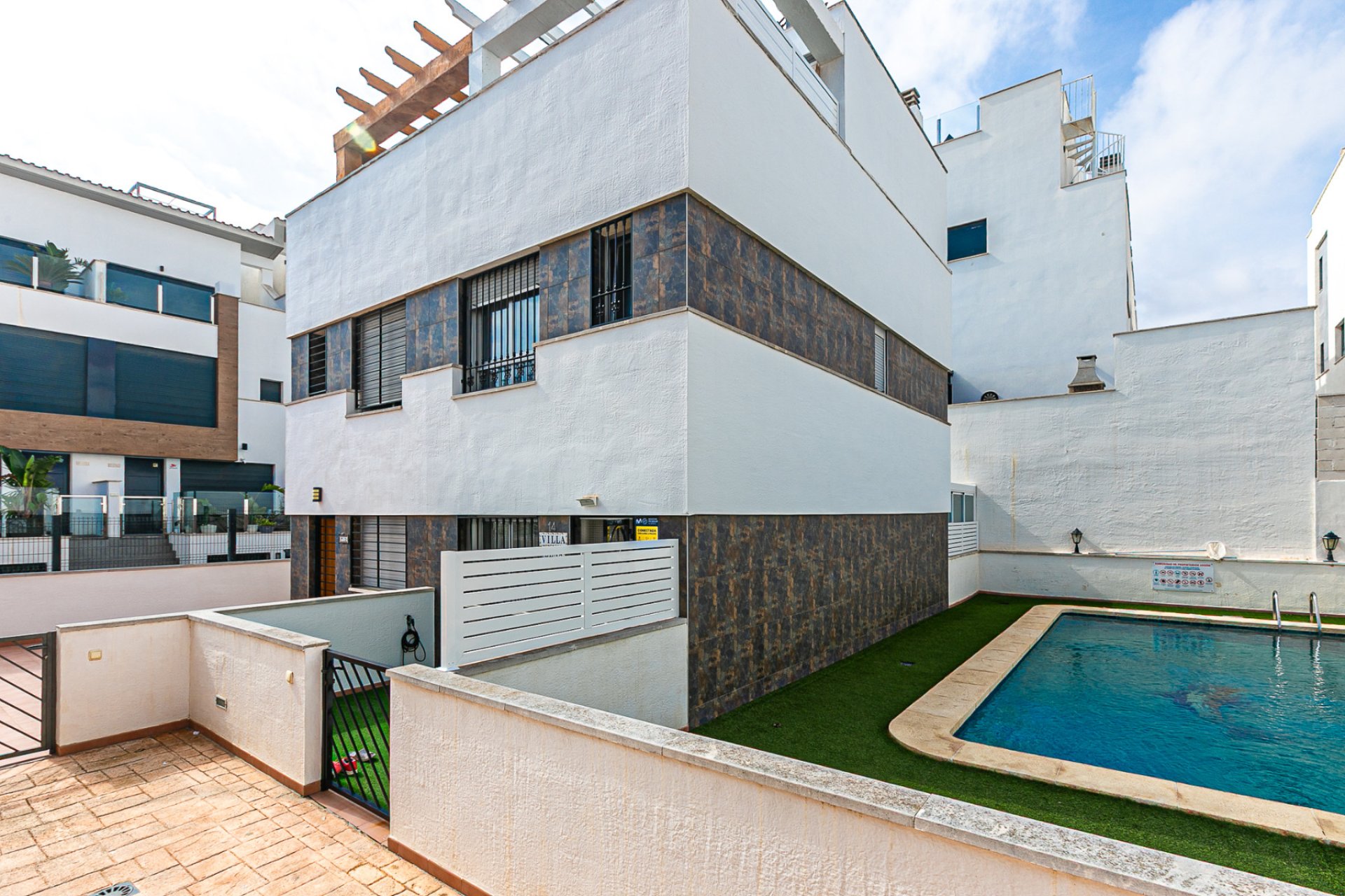Resale - Townhouse -
Guardamar del Segura