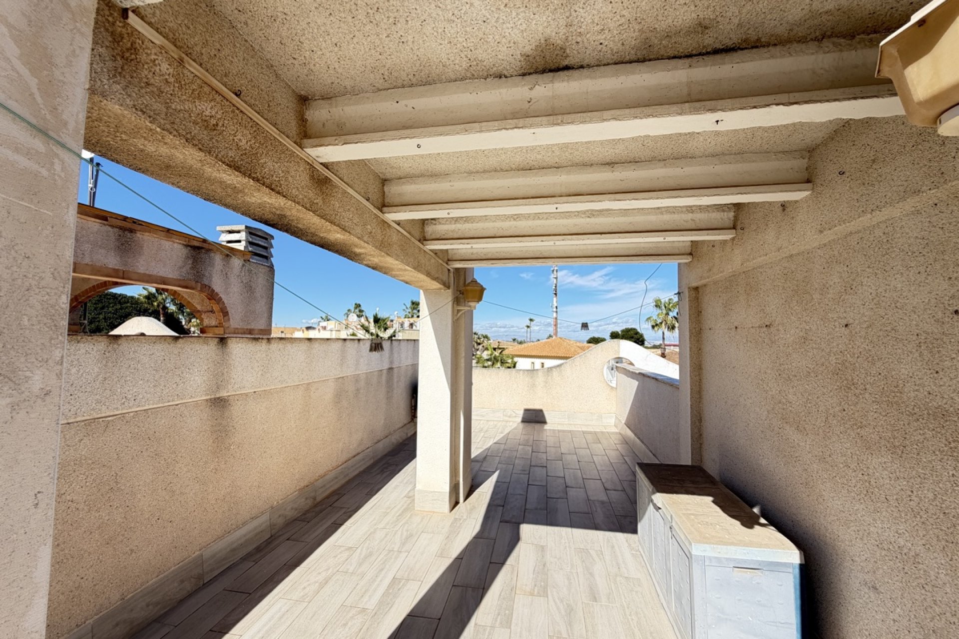 Resale - Townhouse -
La Florida