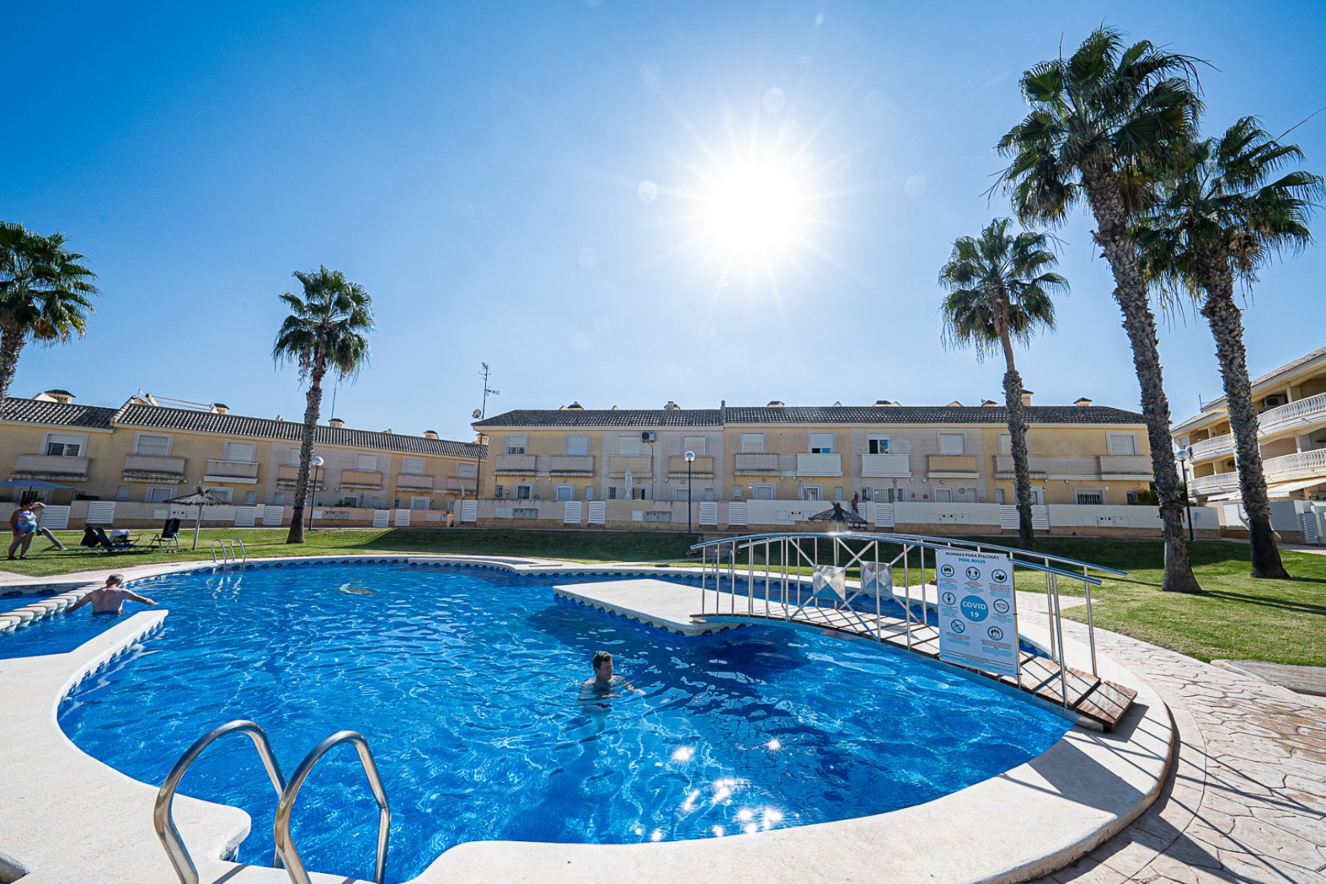 Resale - Townhouse -
Lomas de Cabo Roig