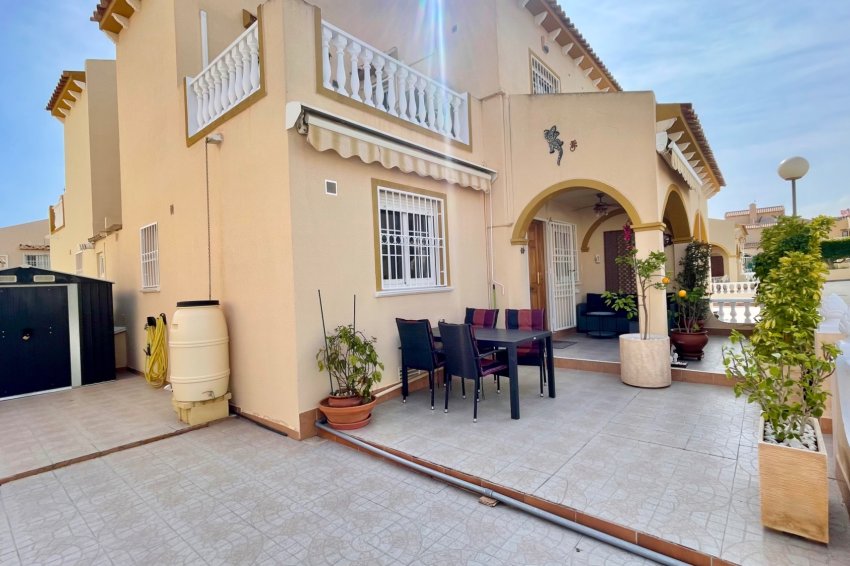 Resale - Townhouse -
Los Altos