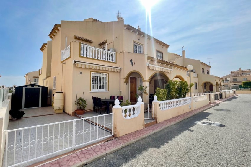 Resale - Townhouse -
Los Altos